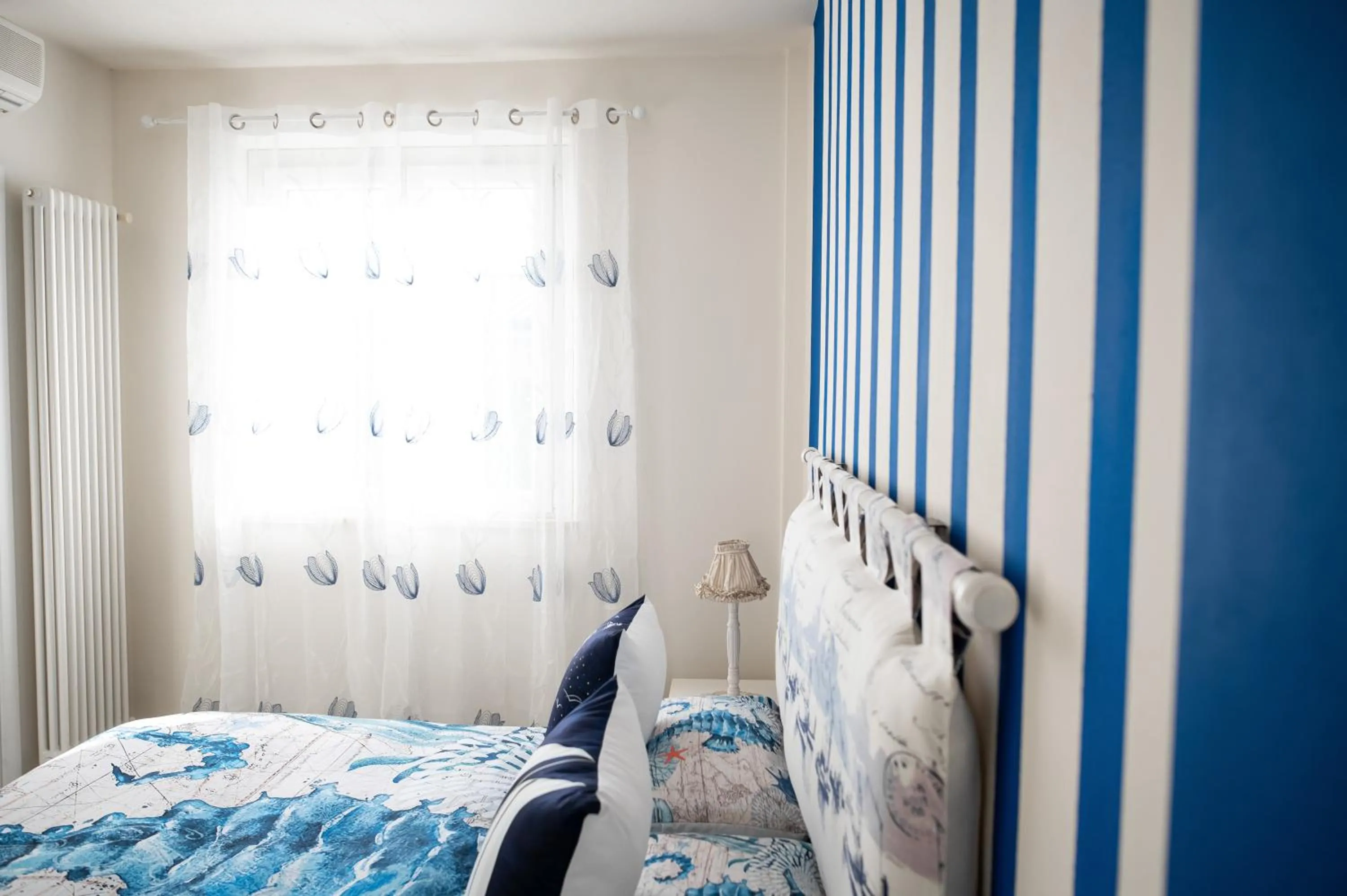 Bed in Danio beach house