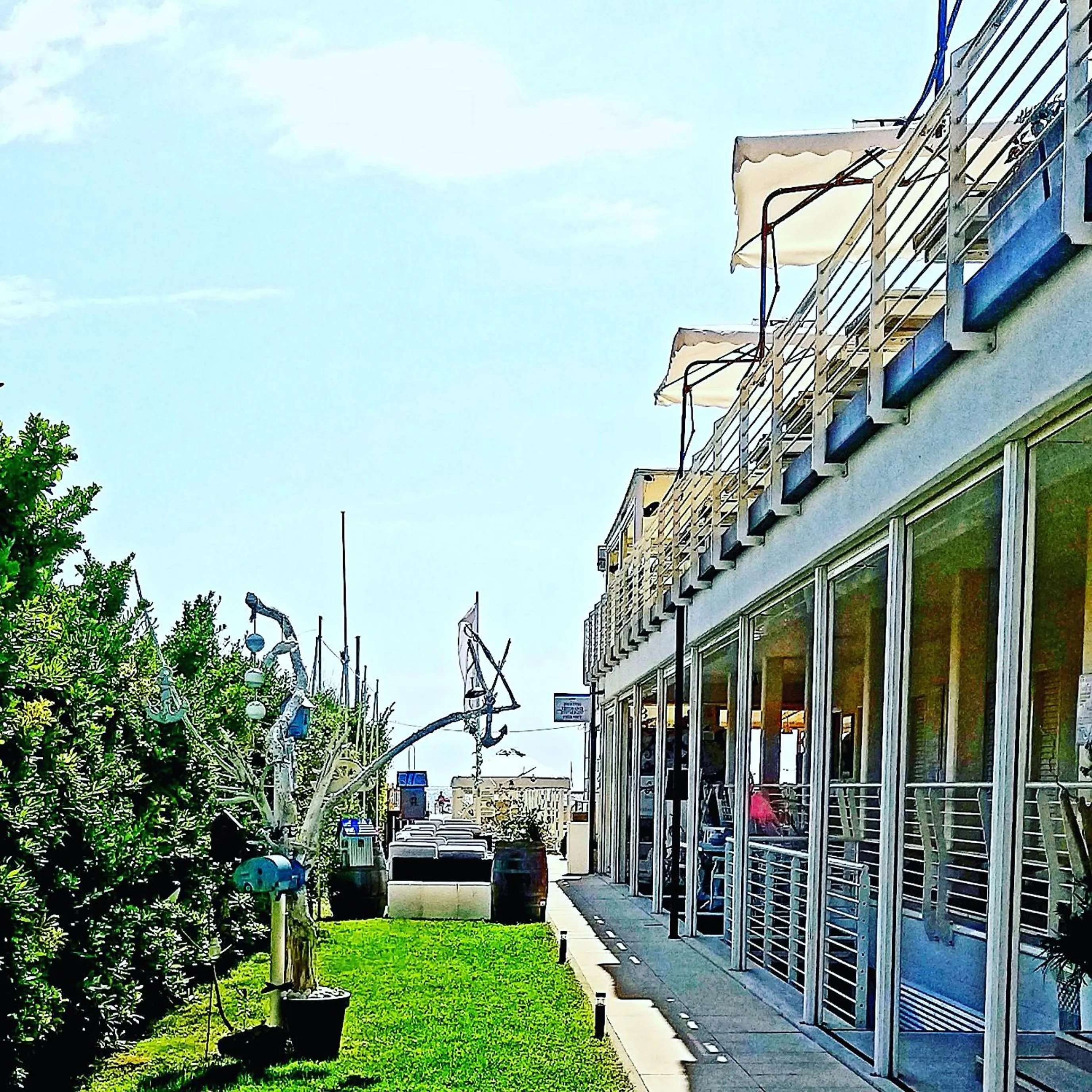 Property building in Danio beach house