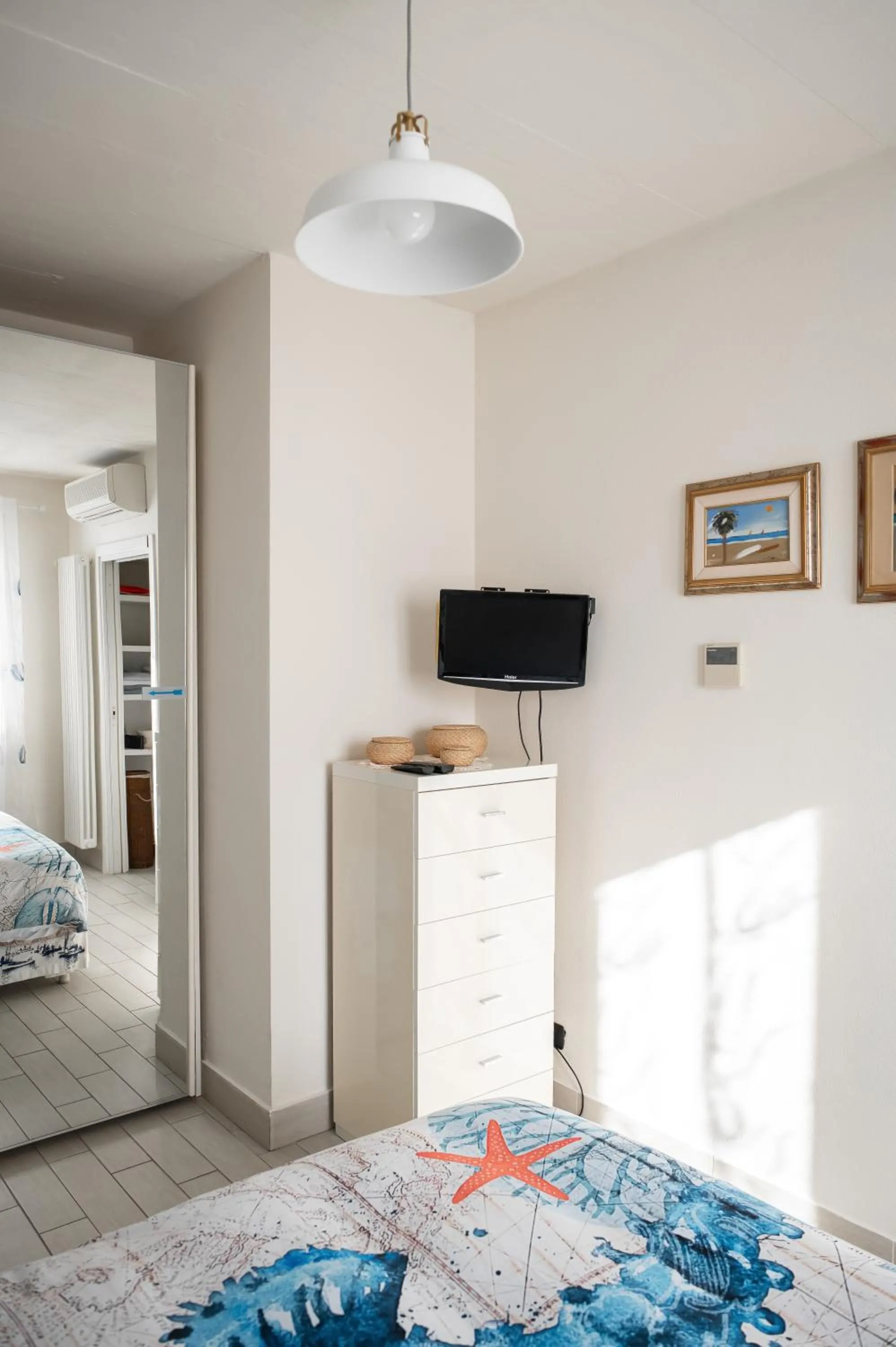 Bedroom, Bed in Danio beach house