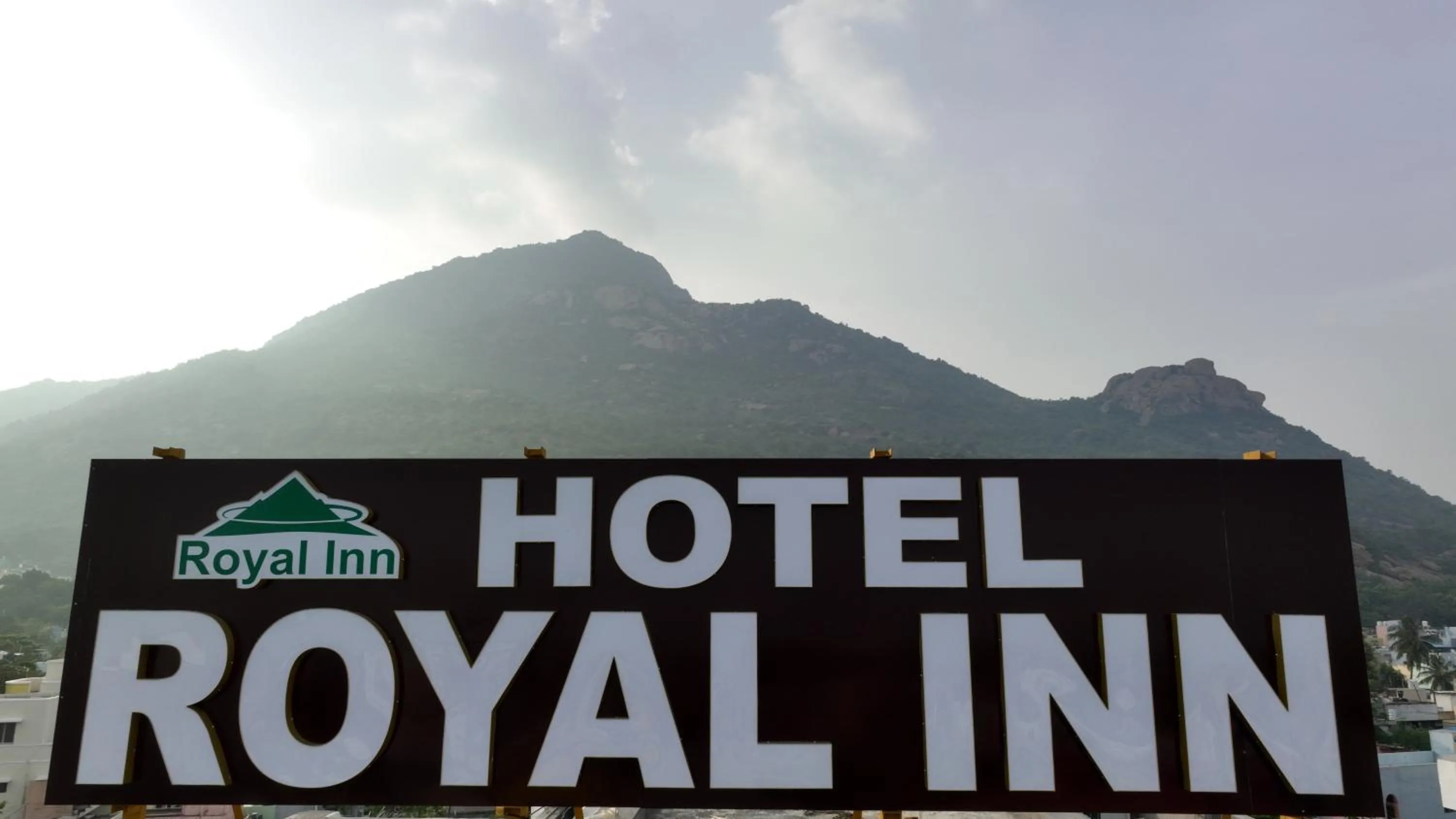 Hotel Royal Inn