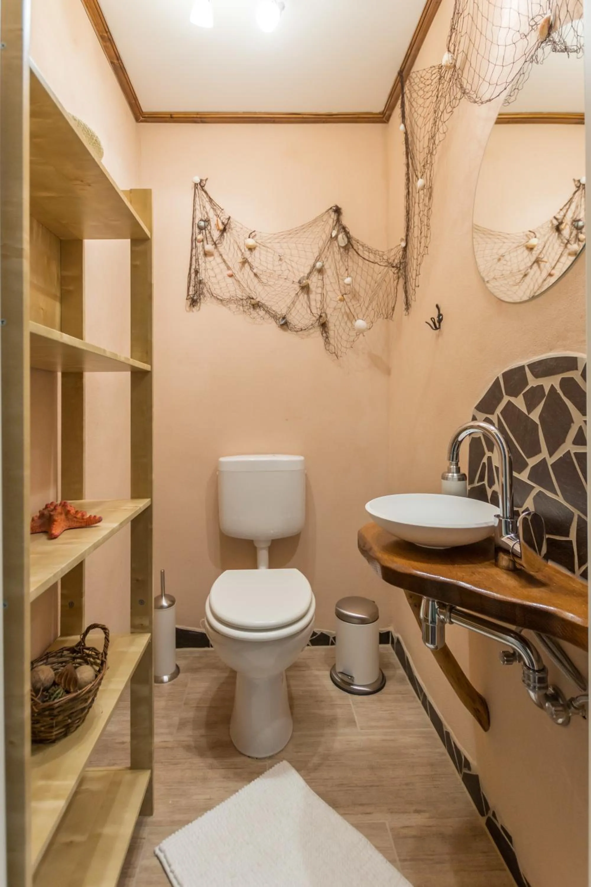 Toilet in Ferienwohnung Könitz, Ricarda