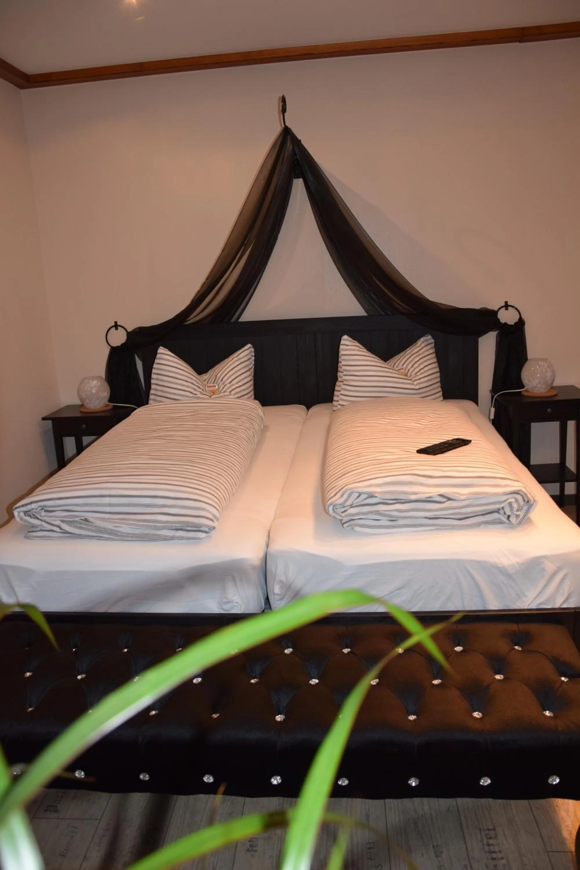 Bed in Ferienwohnung Könitz, Ricarda