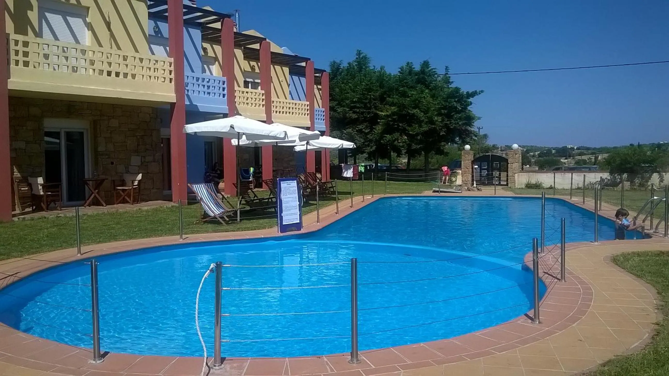 Ydna Family Hotel Apartments