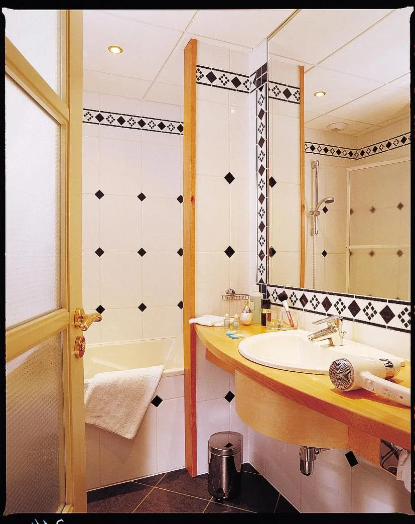 Hotel Restaurant "Le Strasbourg"
