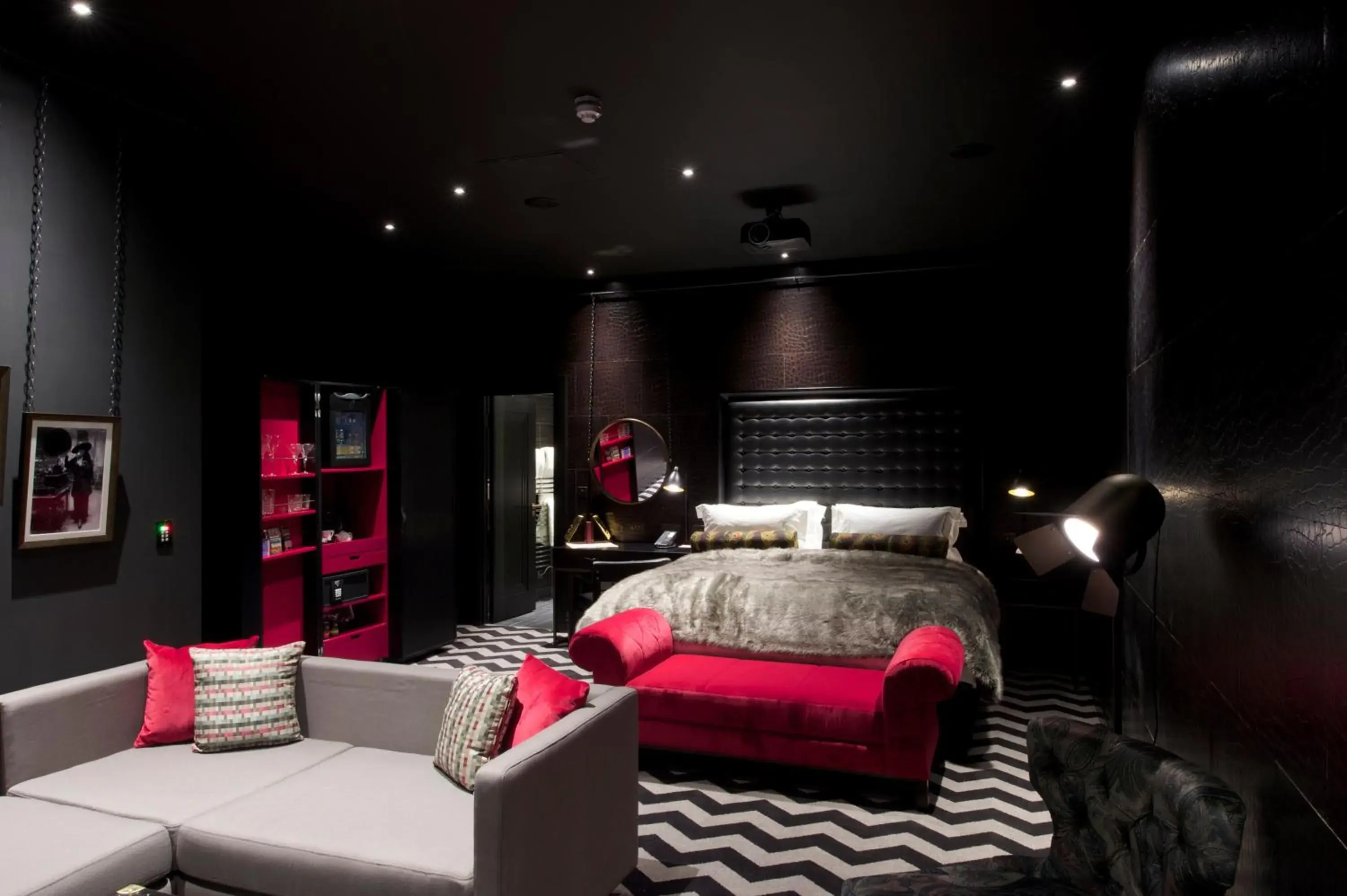 Photo of the whole room, Bed in Hotel Gotham Photo of the whole room, Bed in Hotel Gotham