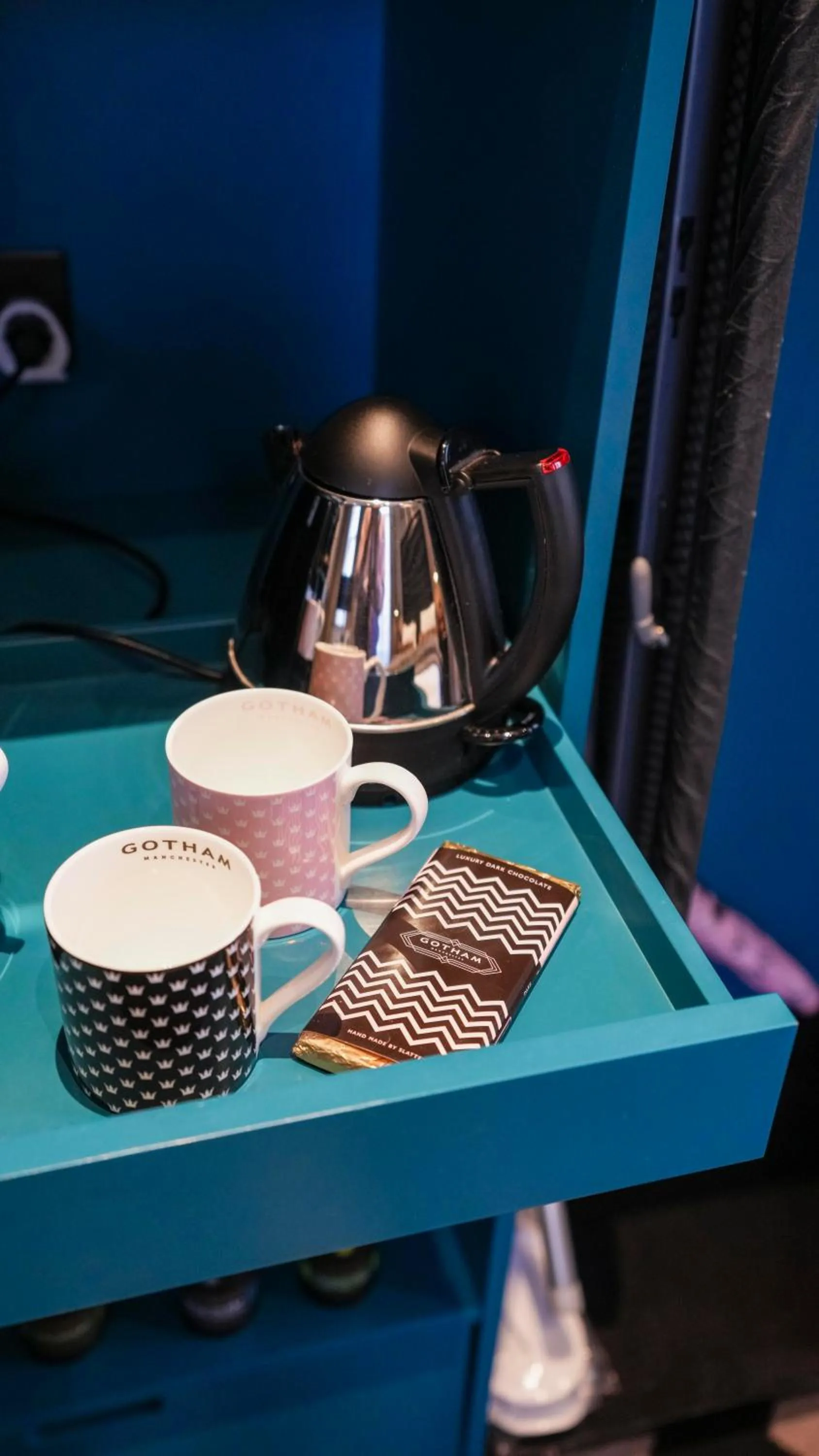 Coffee/tea facilities in Hotel Gotham