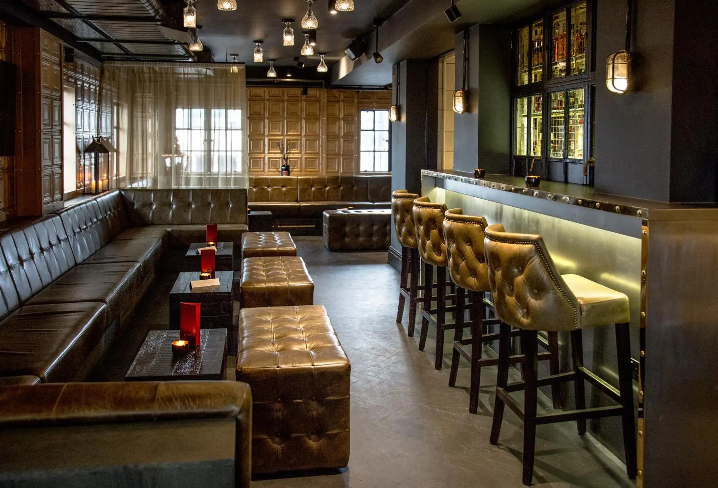 Lounge or bar in Hotel Gotham Lounge or bar in Hotel Gotham