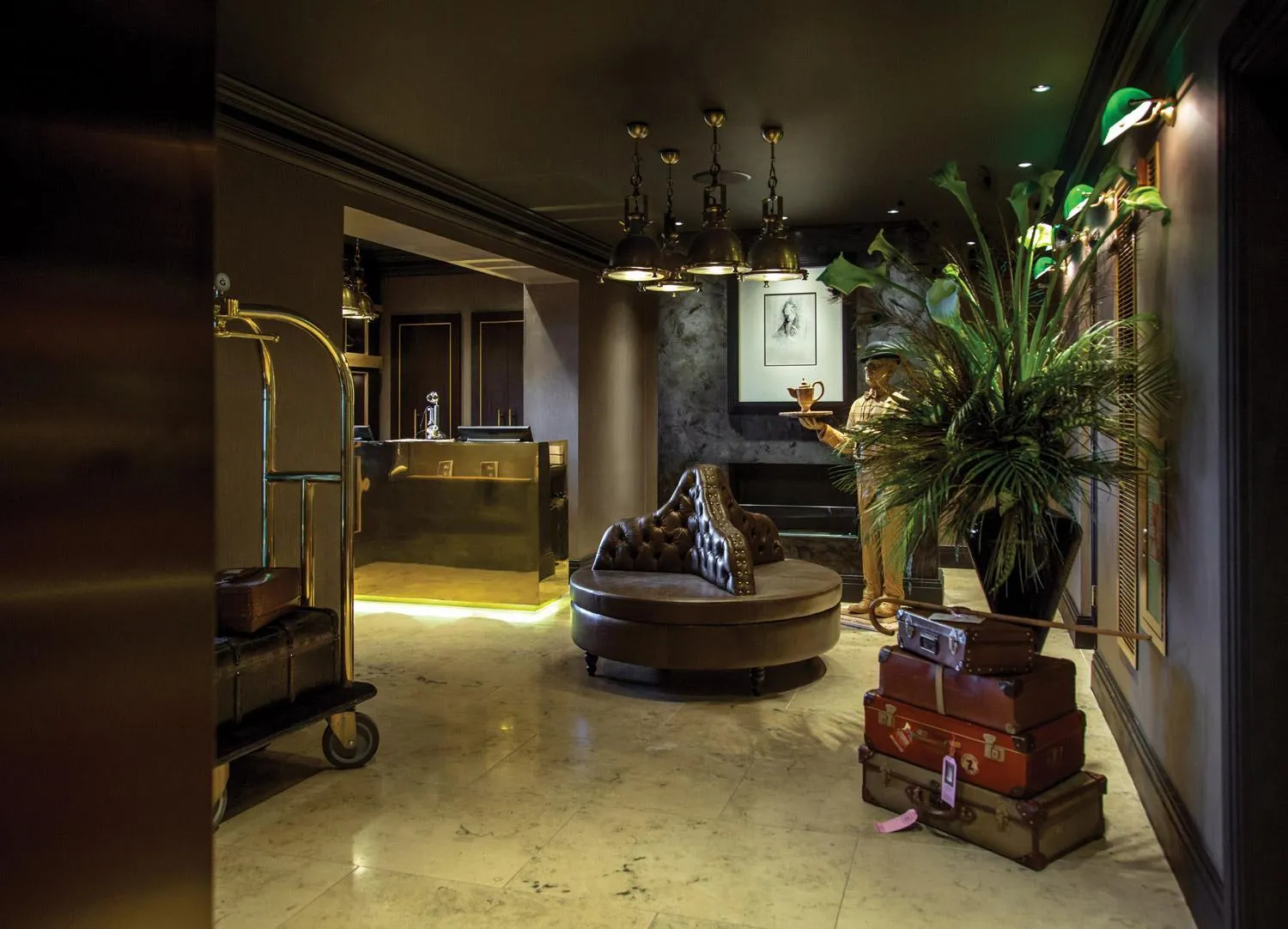 Property building in Hotel Gotham