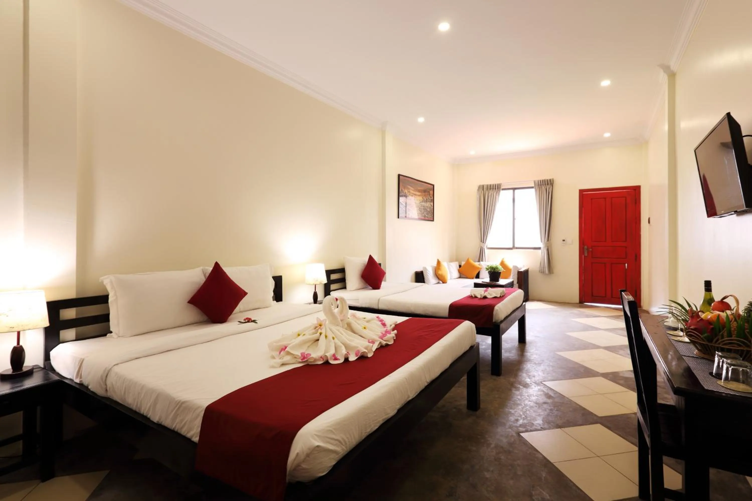 Living room, Bed in The Cockatoo Nature Resort & Spa