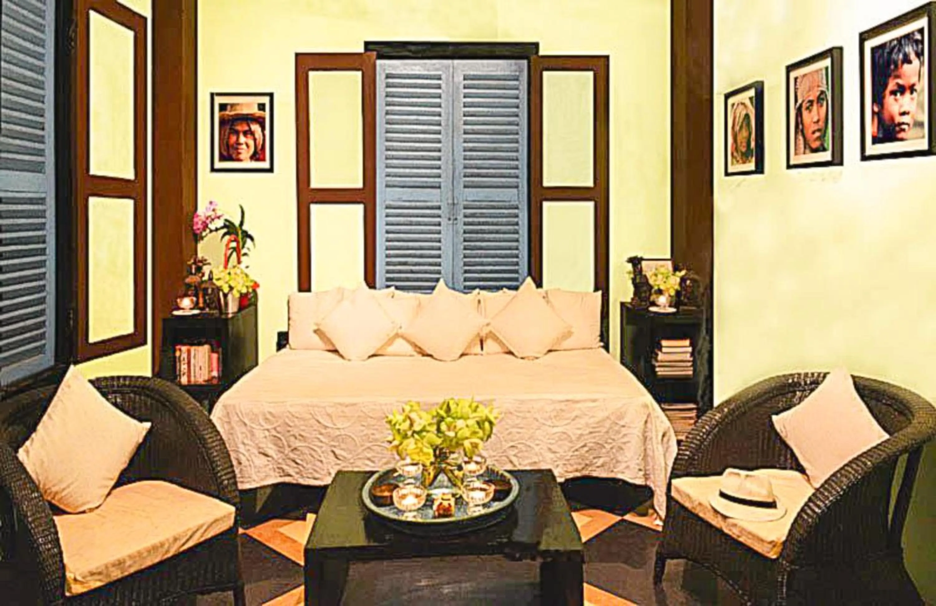 Lobby or reception, Bed in The Cockatoo Nature Resort & Spa