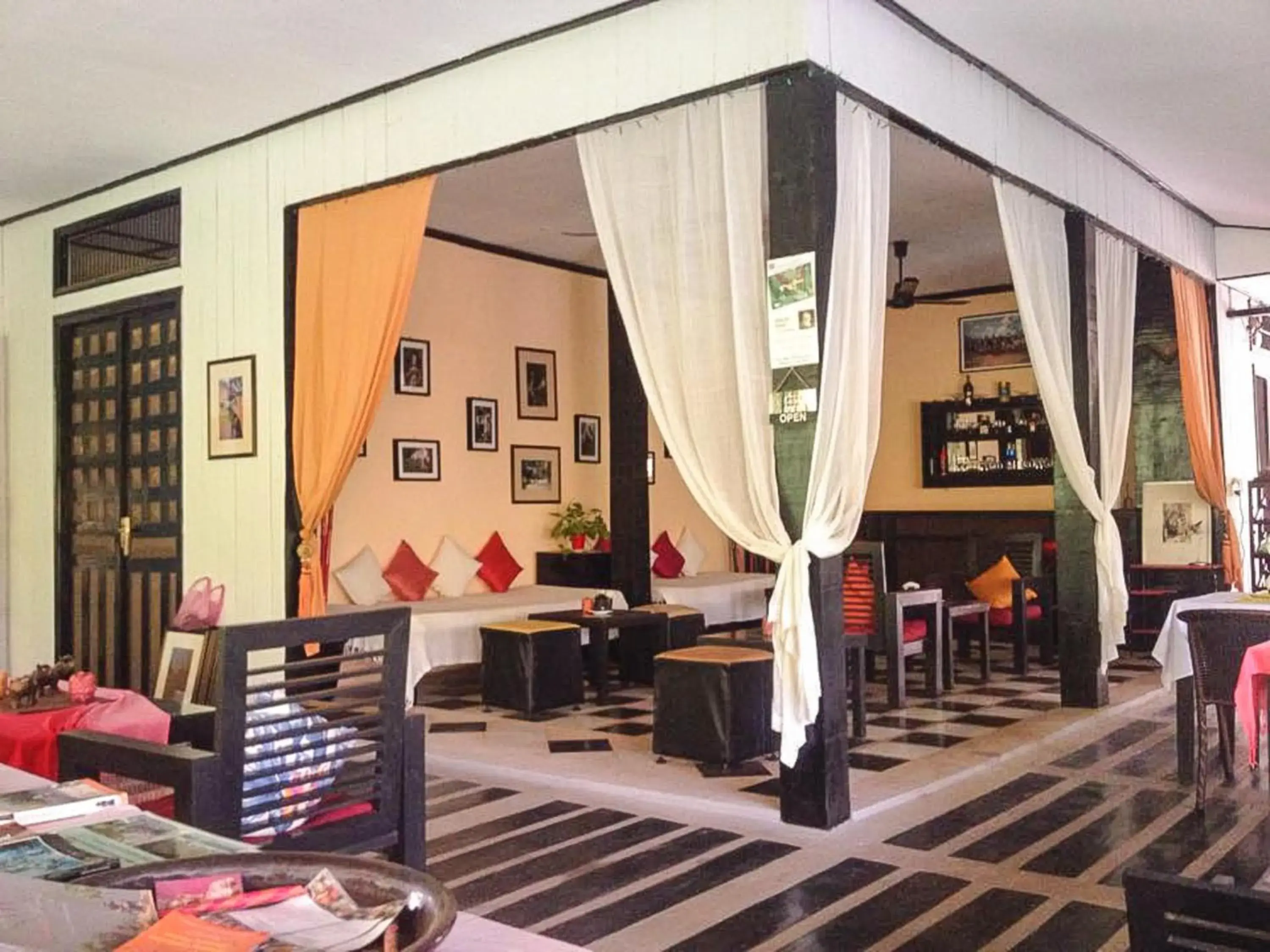 Restaurant/places to eat in The Cockatoo Nature Resort & Spa Restaurant/places to eat in The Cockatoo Nature Resort & Spa