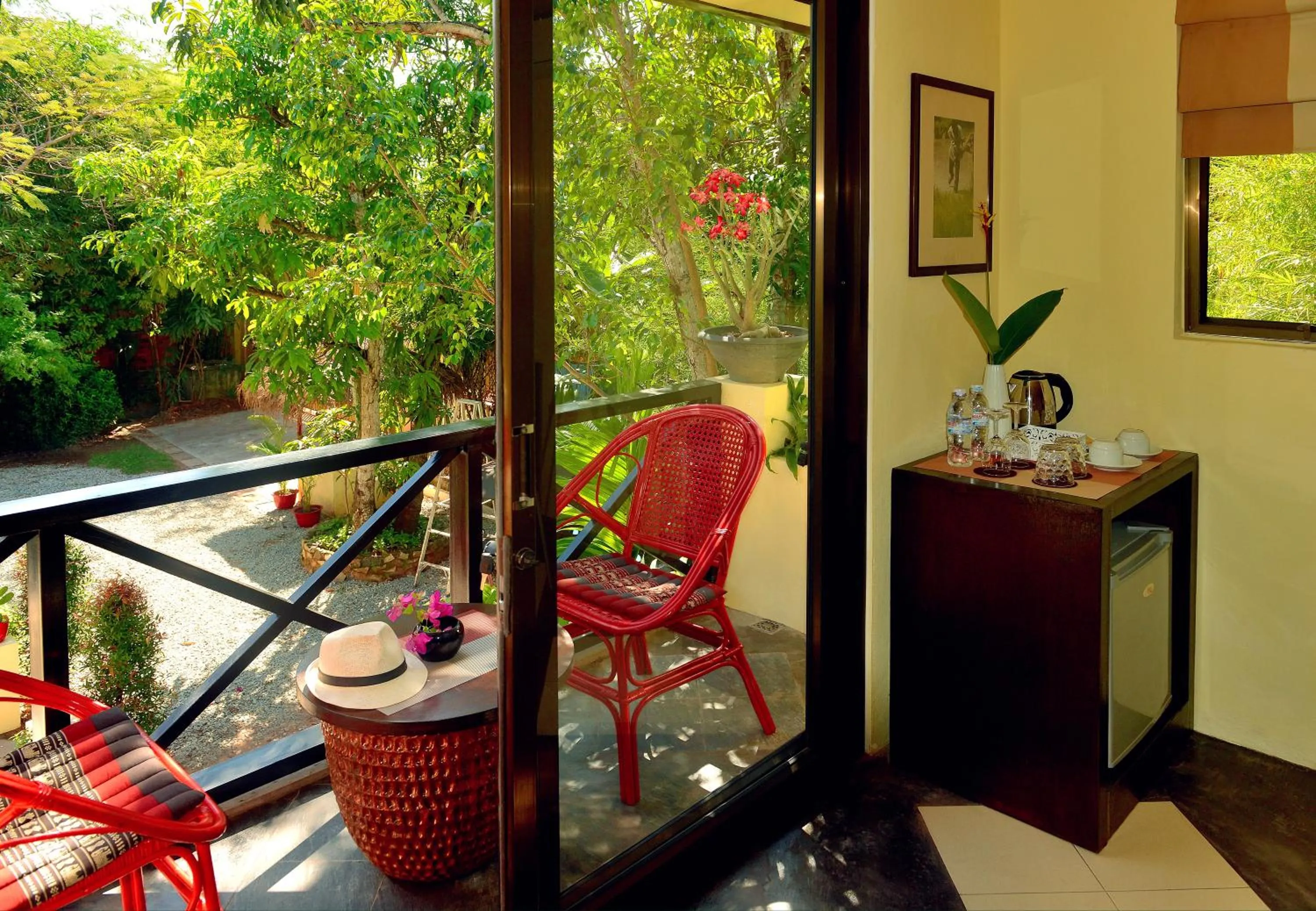 Balcony/Terrace in The Cockatoo Nature Resort & Spa