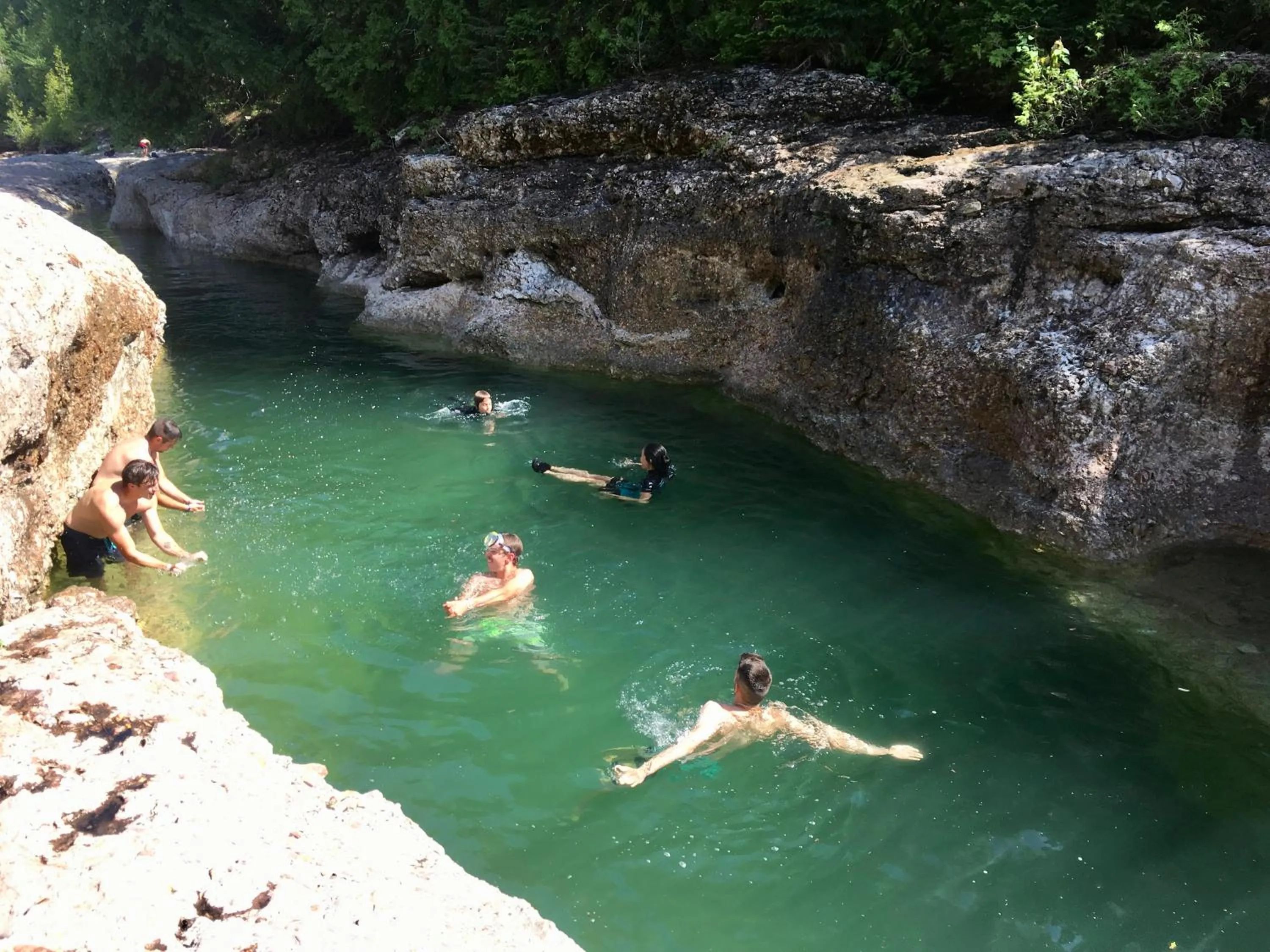 People in Chalets du bout du monde