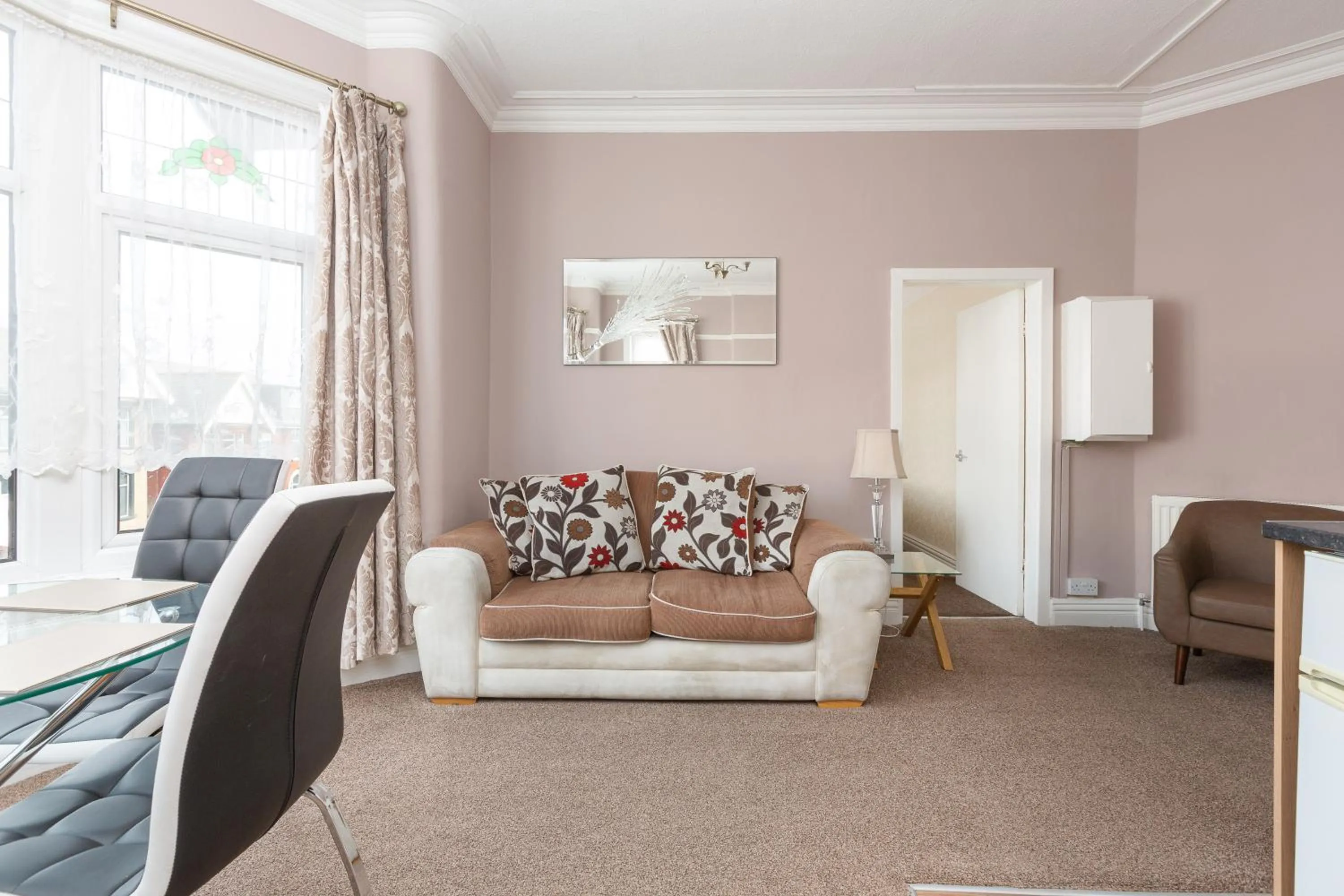 Living room in Beachcliffe Holiday Apartments