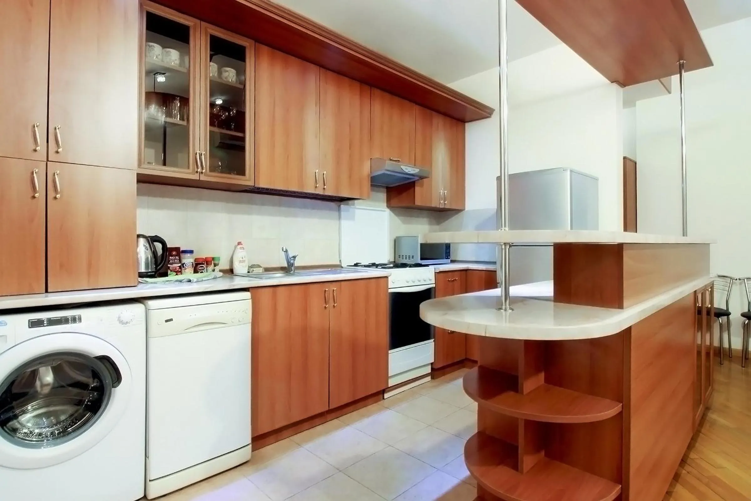 Kitchen or kitchenette in 2 Bedroom Apartment on Chaikovski street