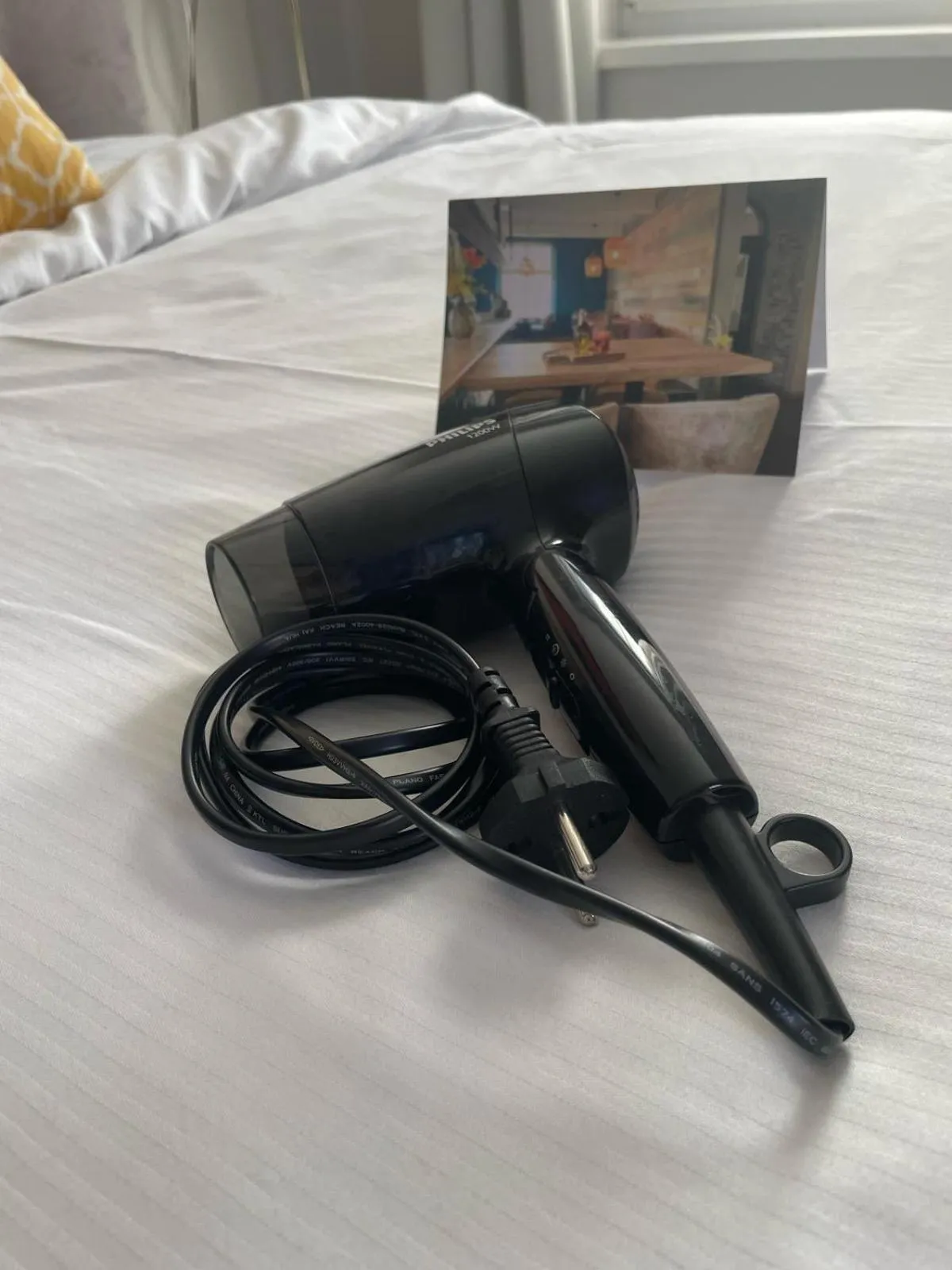 hair dryier in In de Witte Dame Hotel Bar Kitchen Apartments