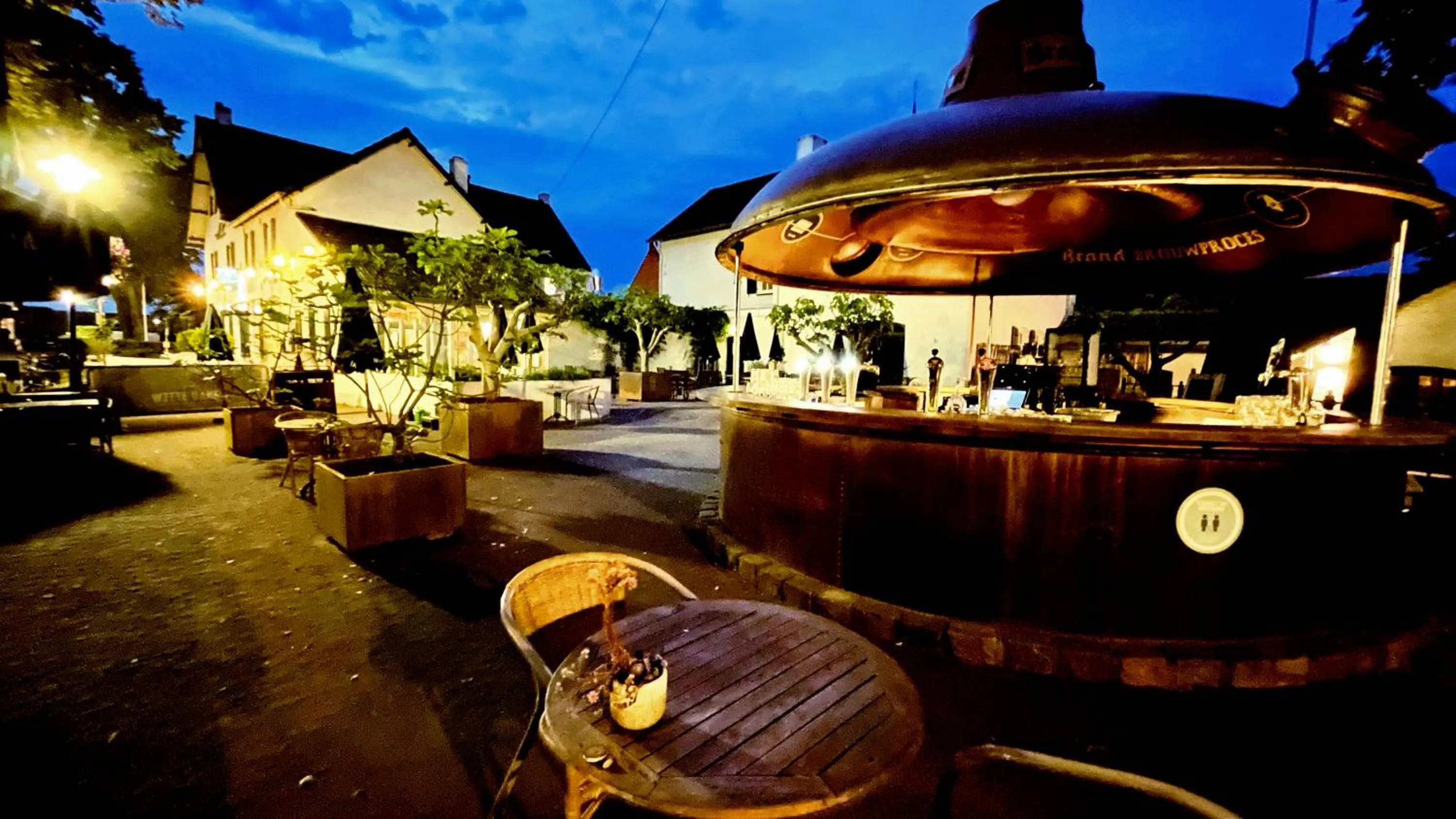 Property building in In de Witte Dame Hotel Bar Kitchen Apartments