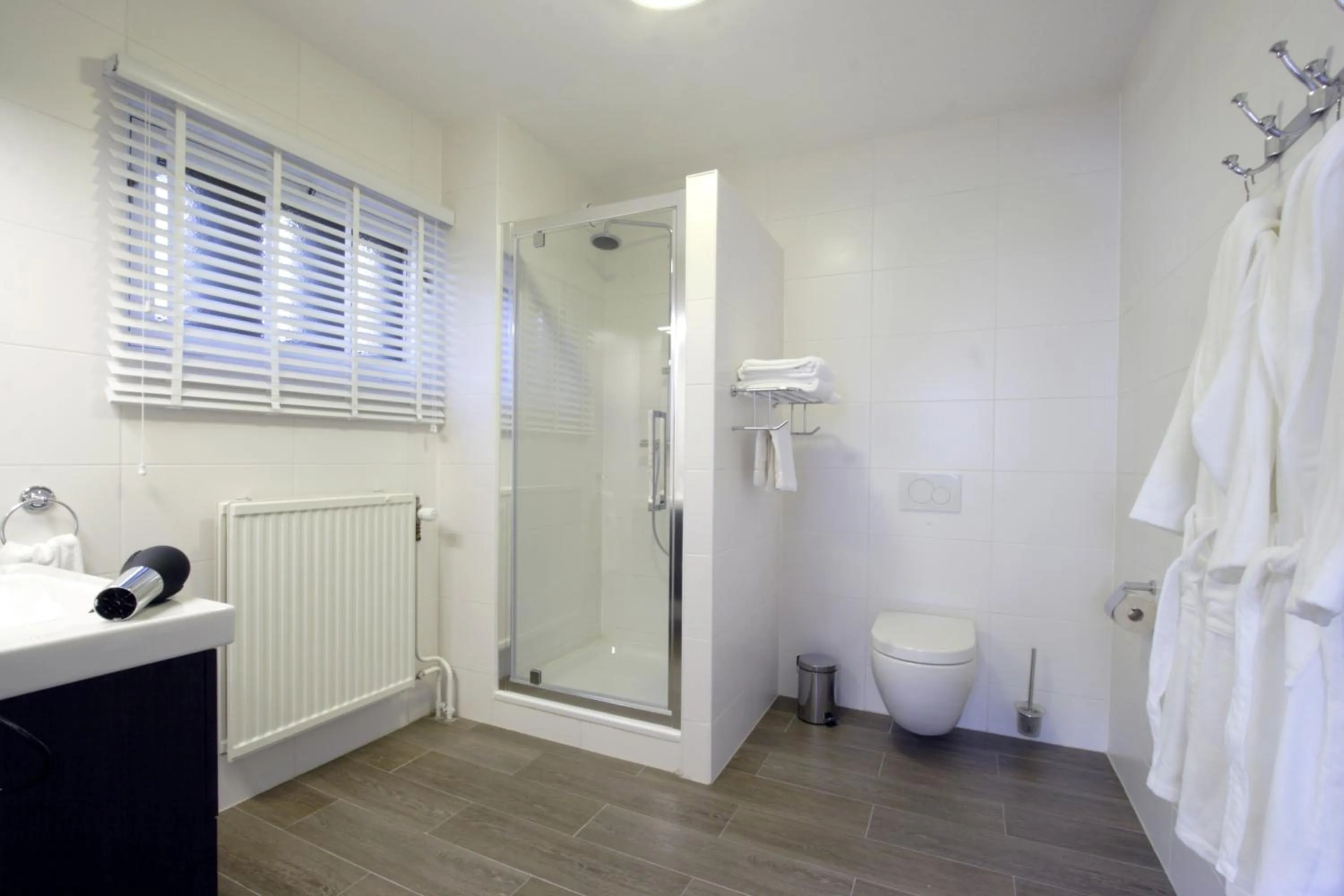 Bathroom in In de Witte Dame Hotel Bar Kitchen Apartments
