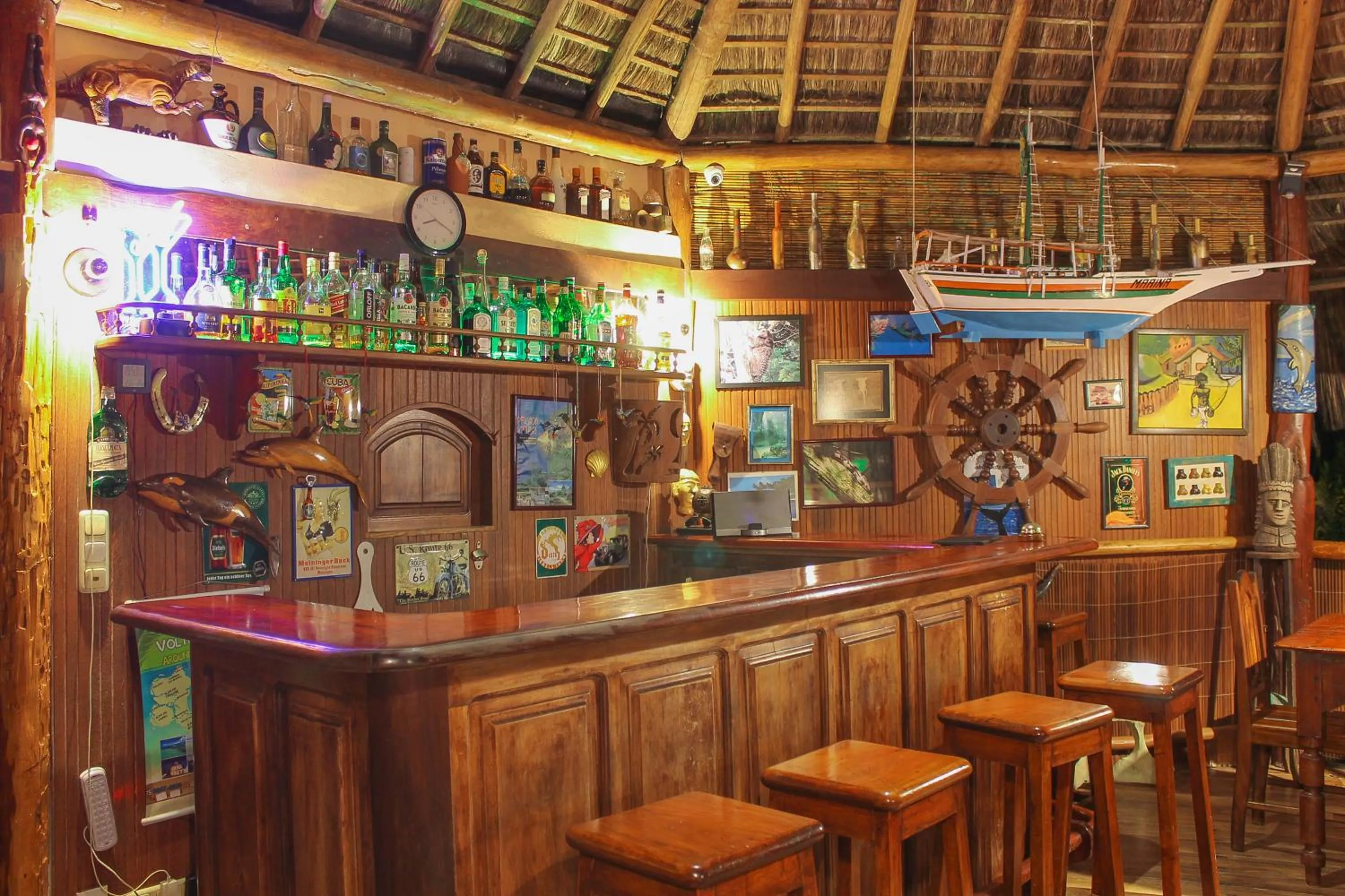 Communal lounge/ TV room in Pousada Colibri