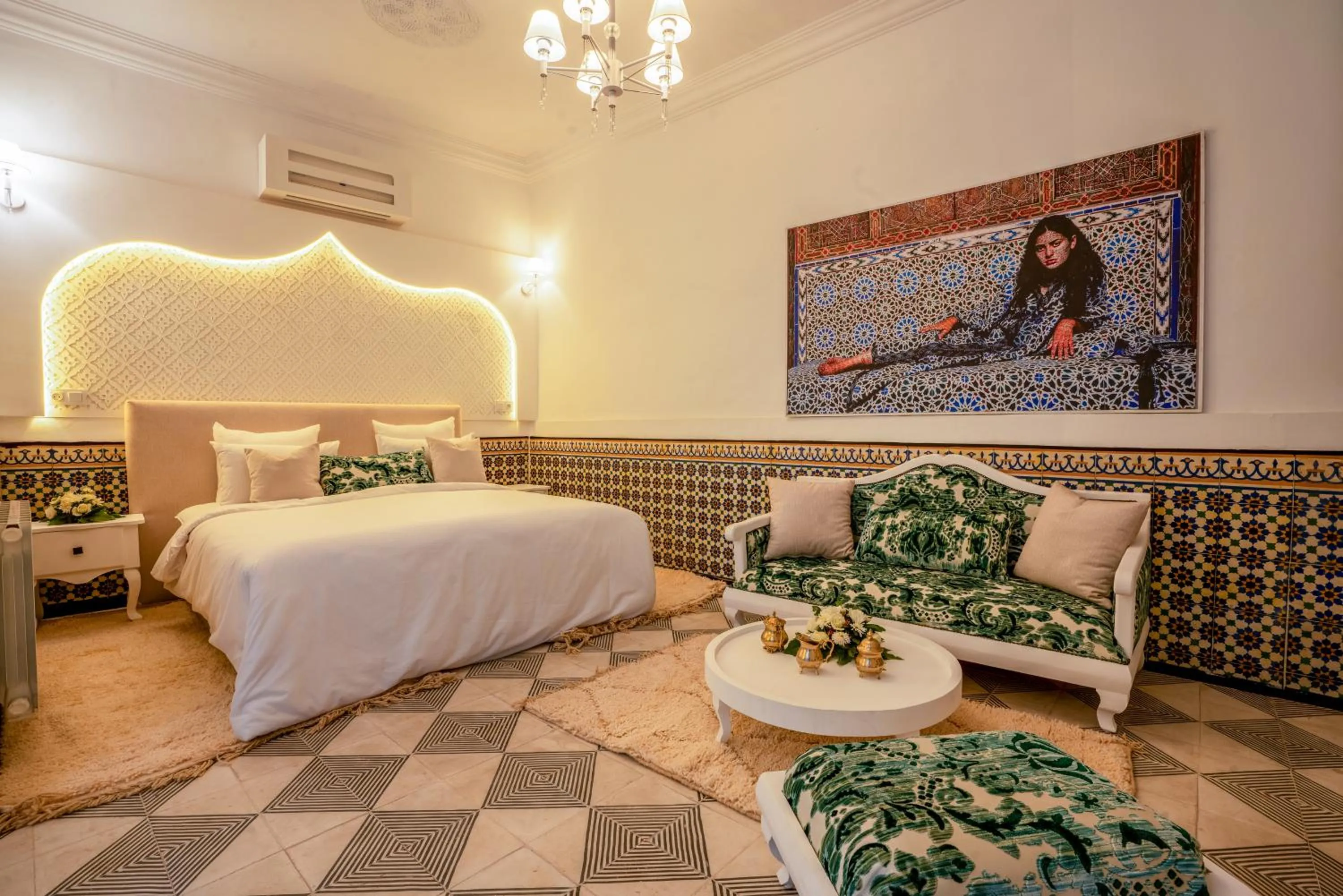 Seating area, Bed in Maison H Kasbah