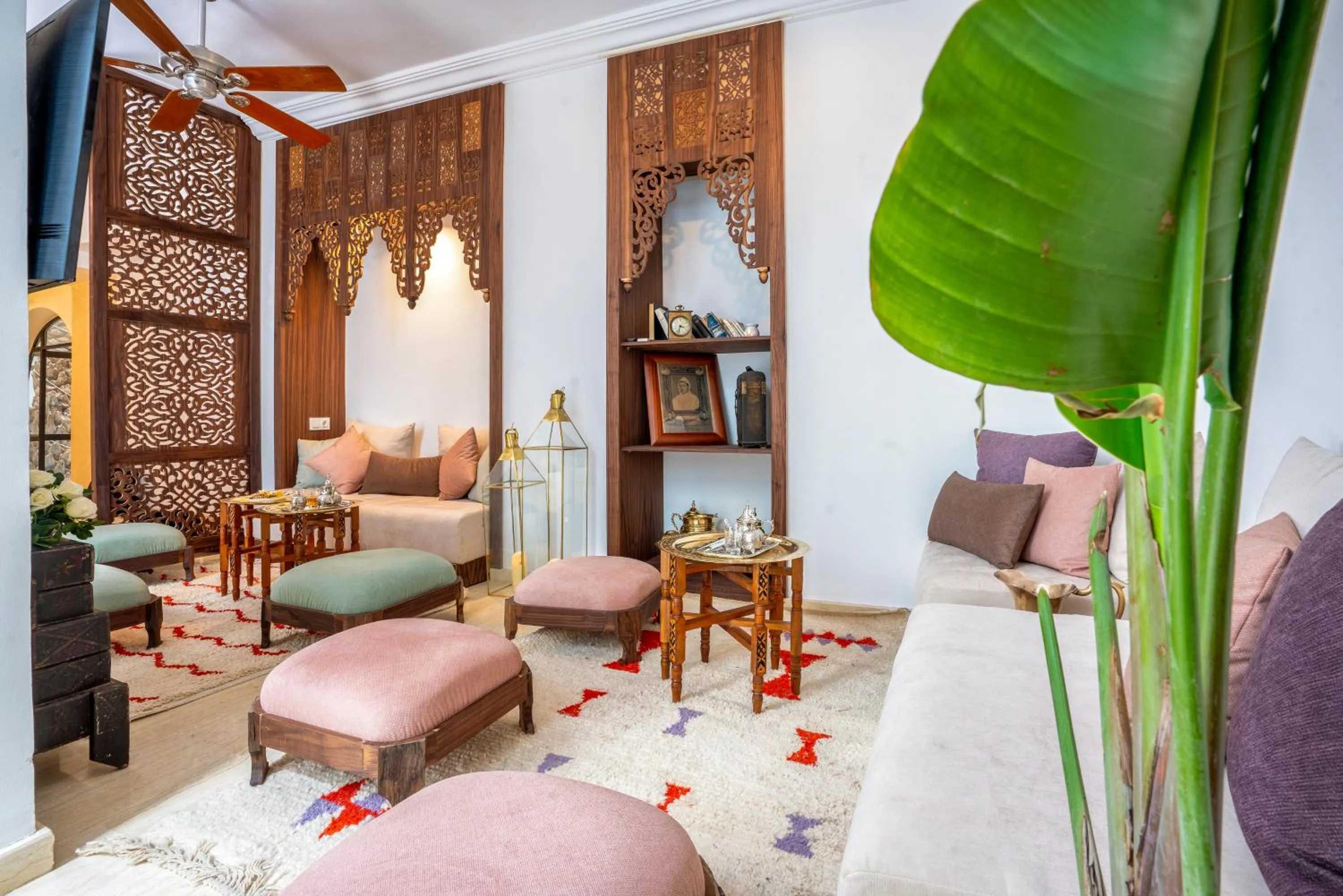 Communal lounge/ TV room in Maison H Kasbah