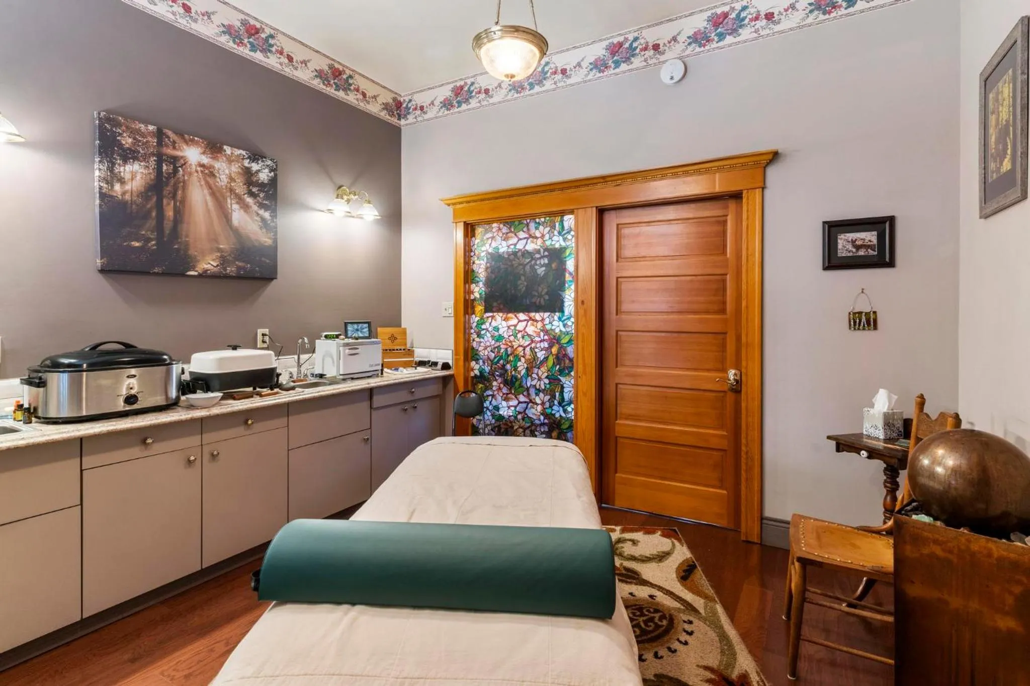Massage, Bed in Cripple Creek Hospitality House