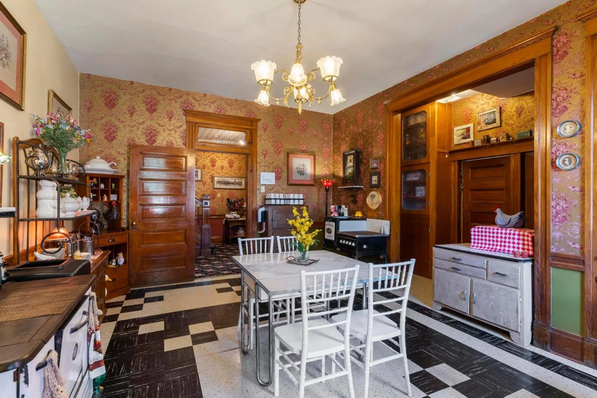 Breakfast in Cripple Creek Hospitality House