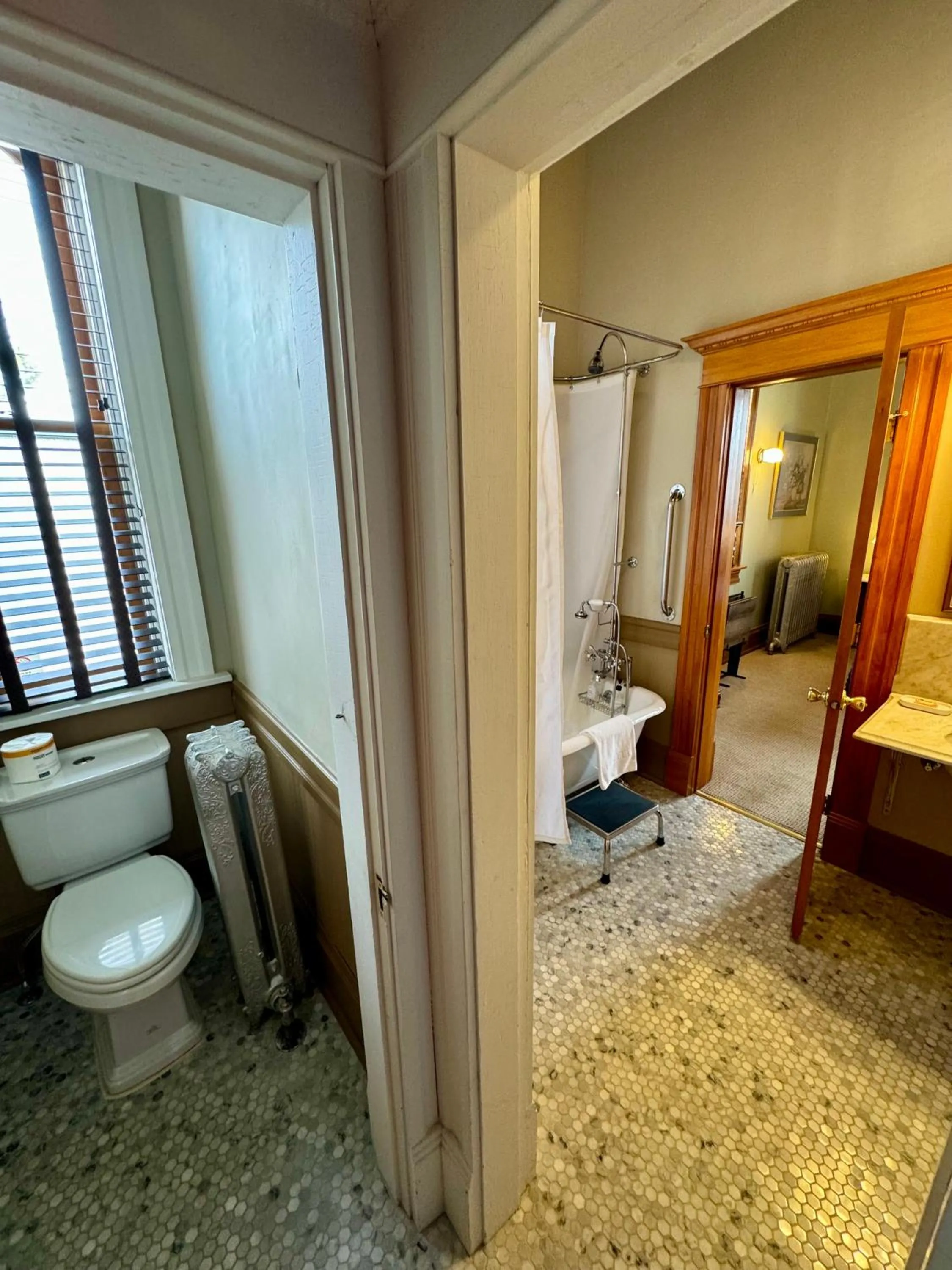 Bed in Cripple Creek Hospitality House