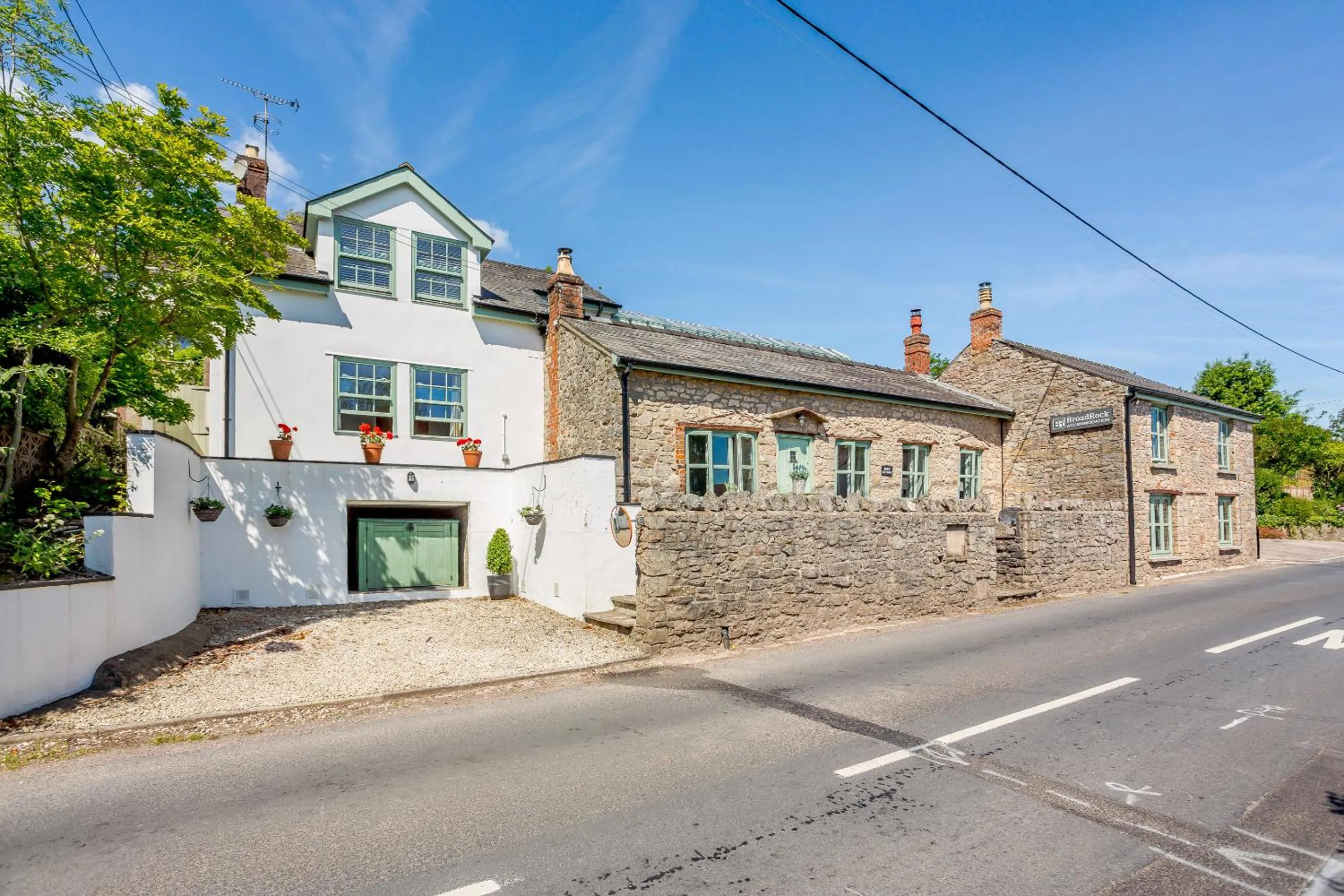 Property building in Broadrock Accommodation - Clock Cottage