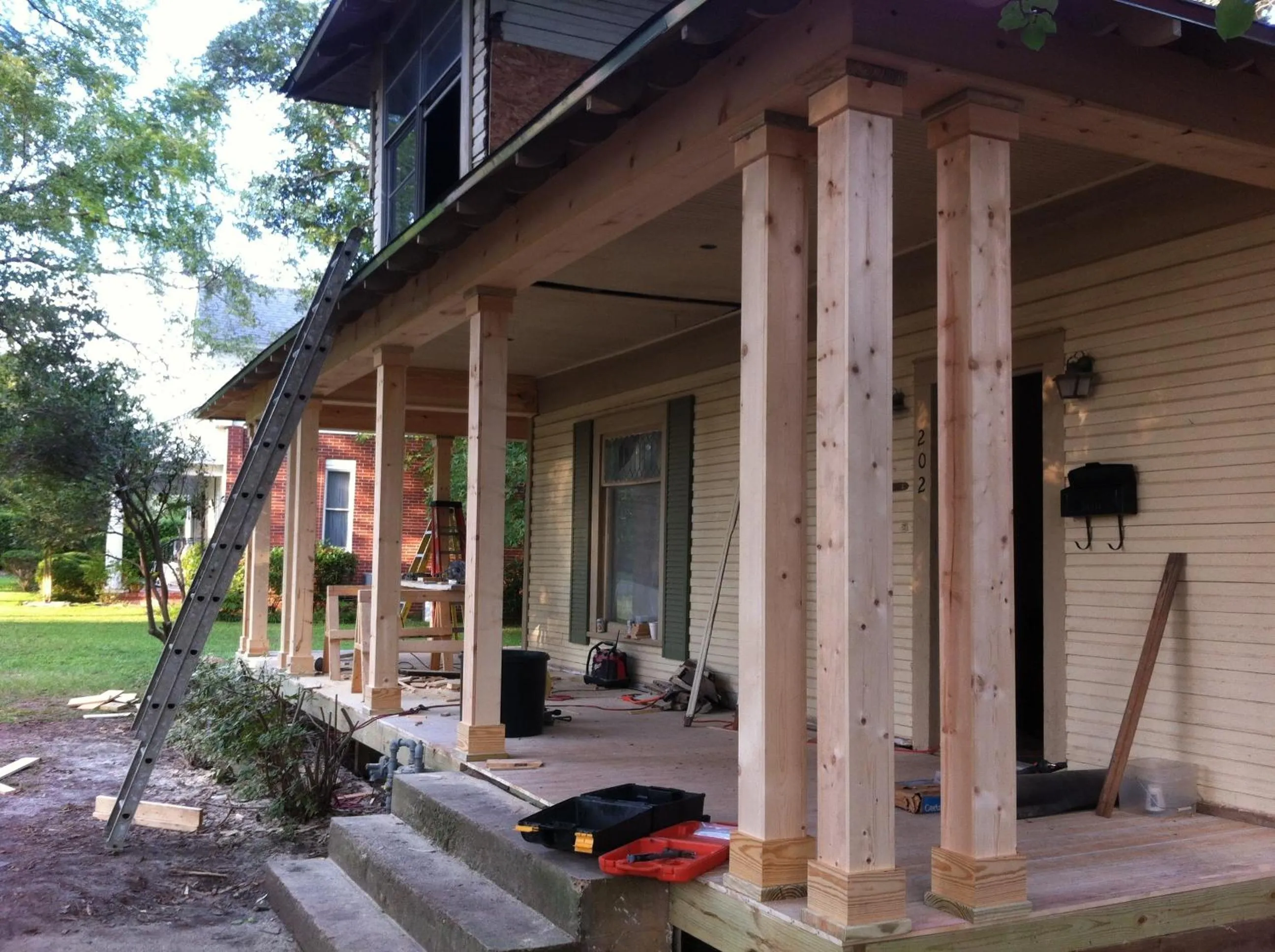 Facade/entrance in Brooks House Suites