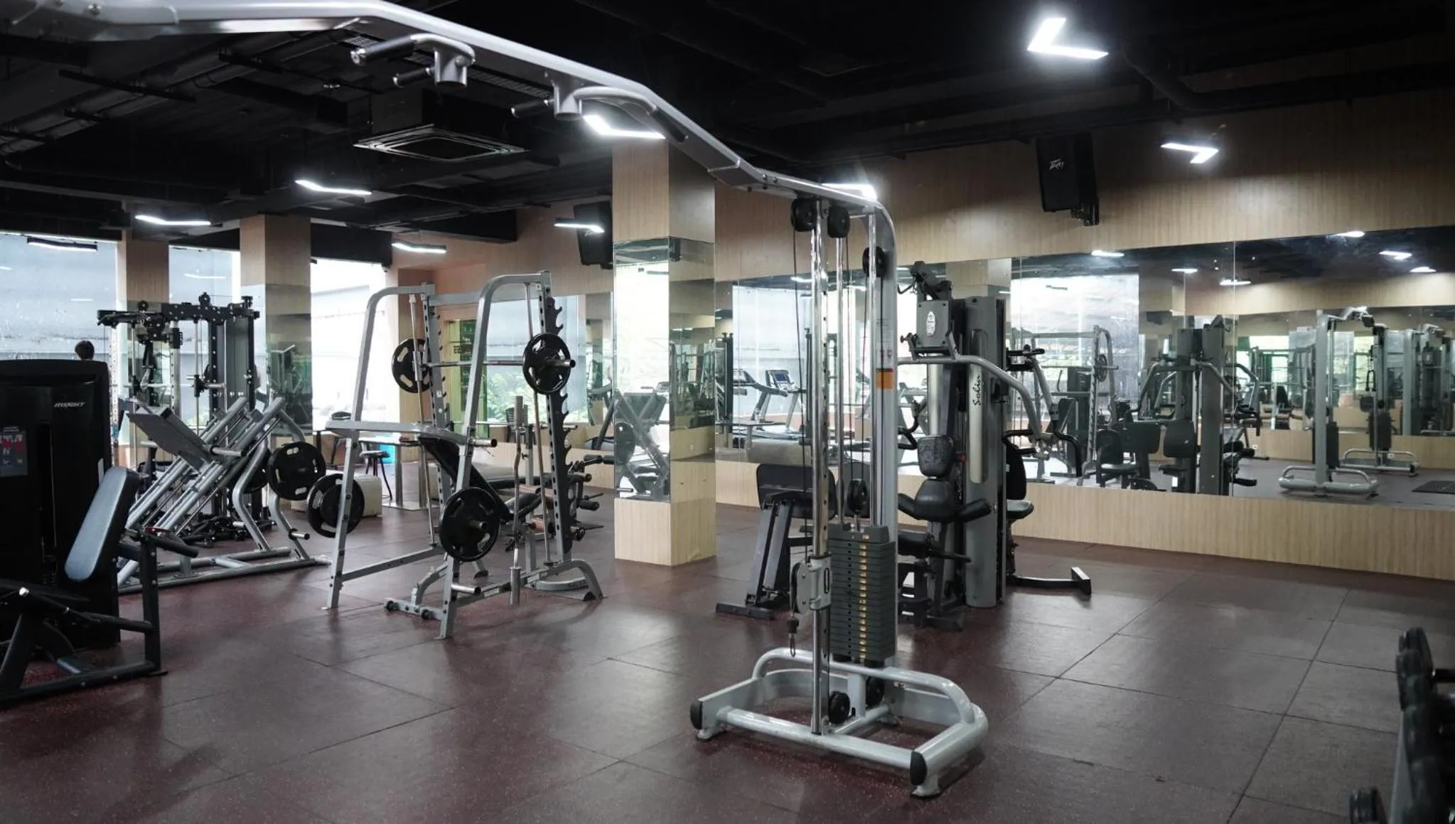 Fitness centre/facilities in New Hollywood hotel