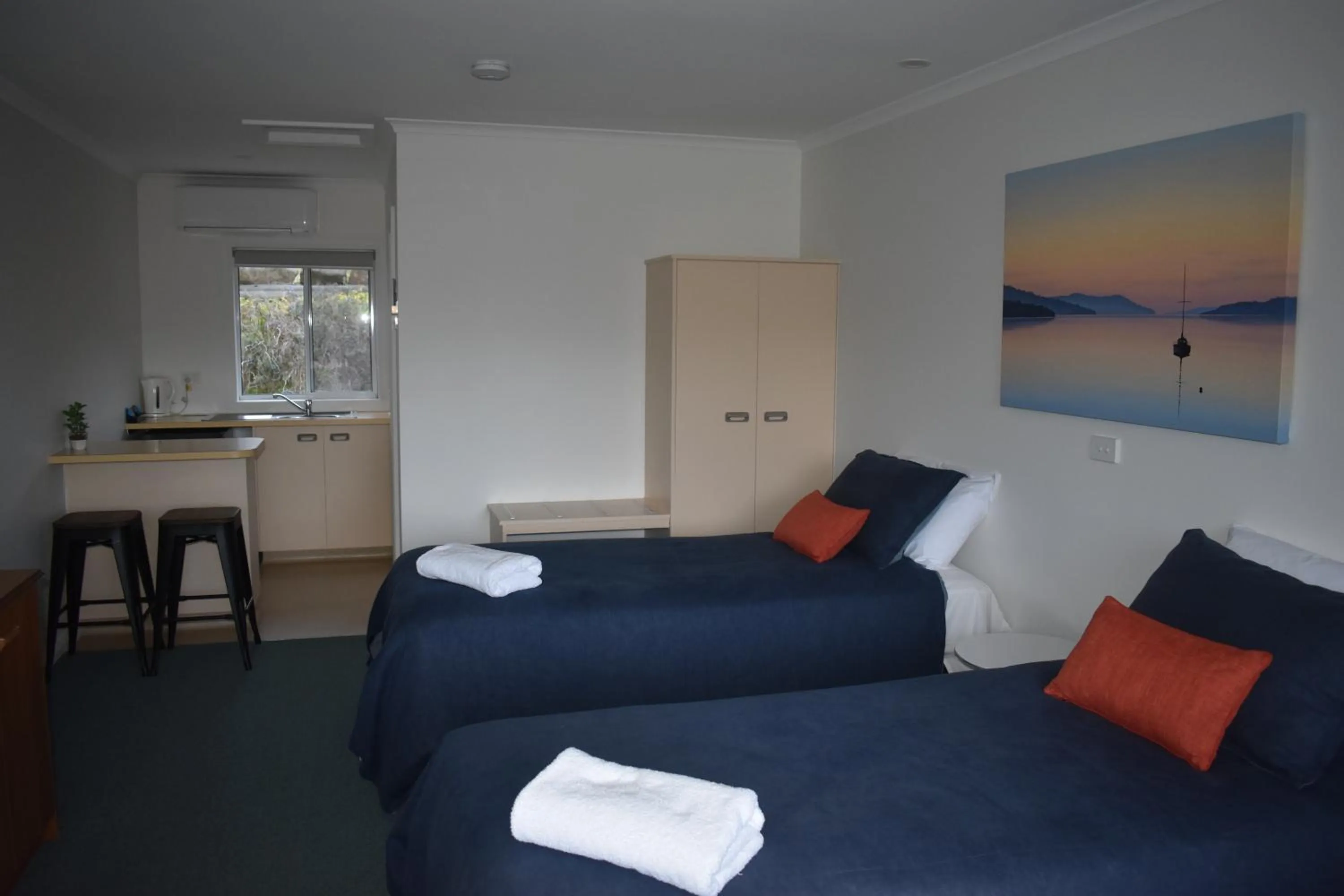 Bedroom in Kermandie Hotel