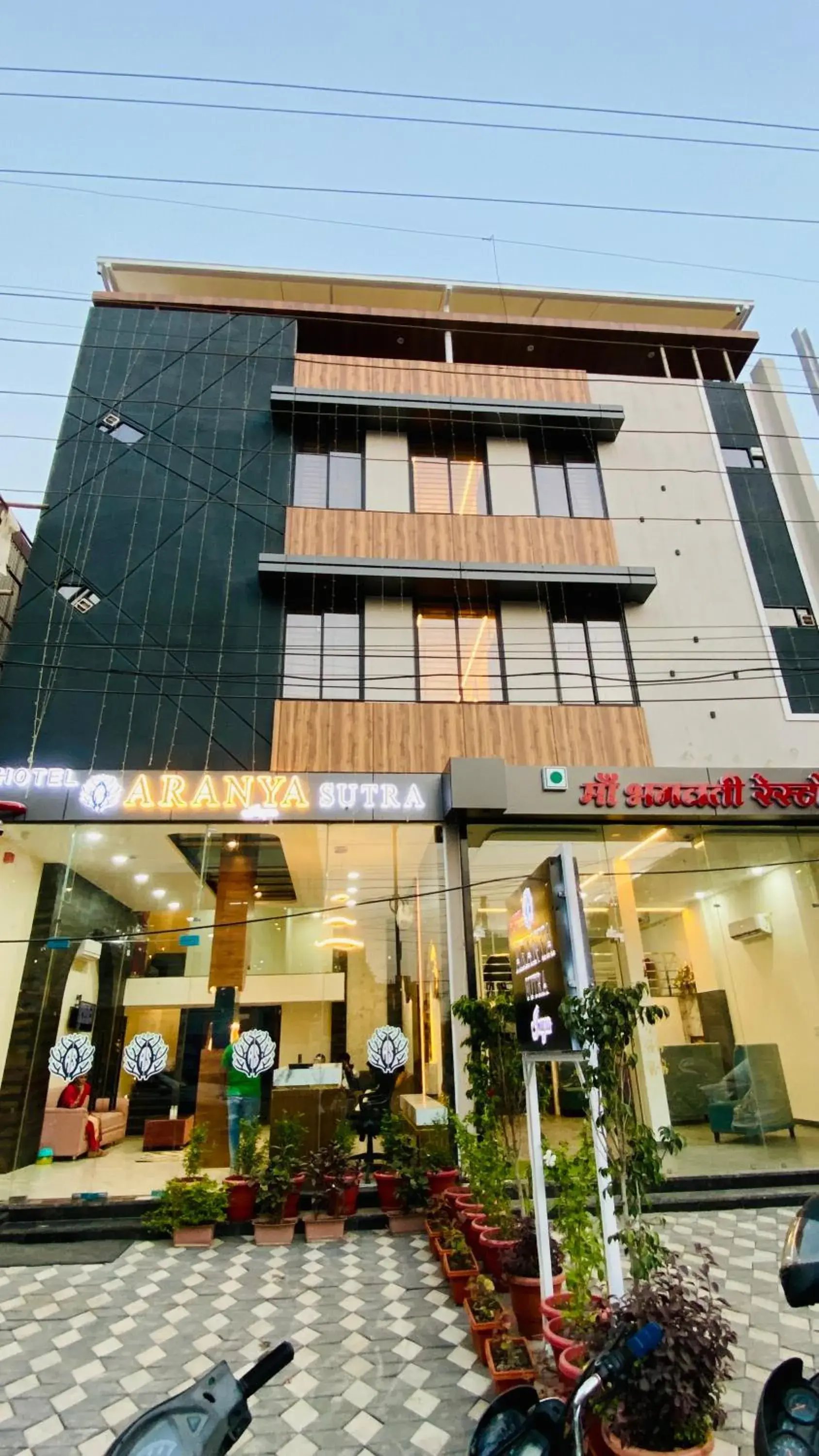 Facade/entrance in Hotel Pravasa Stay, Dewas Naka Facade/entrance in Hotel Pravasa Stay, Dewas Naka