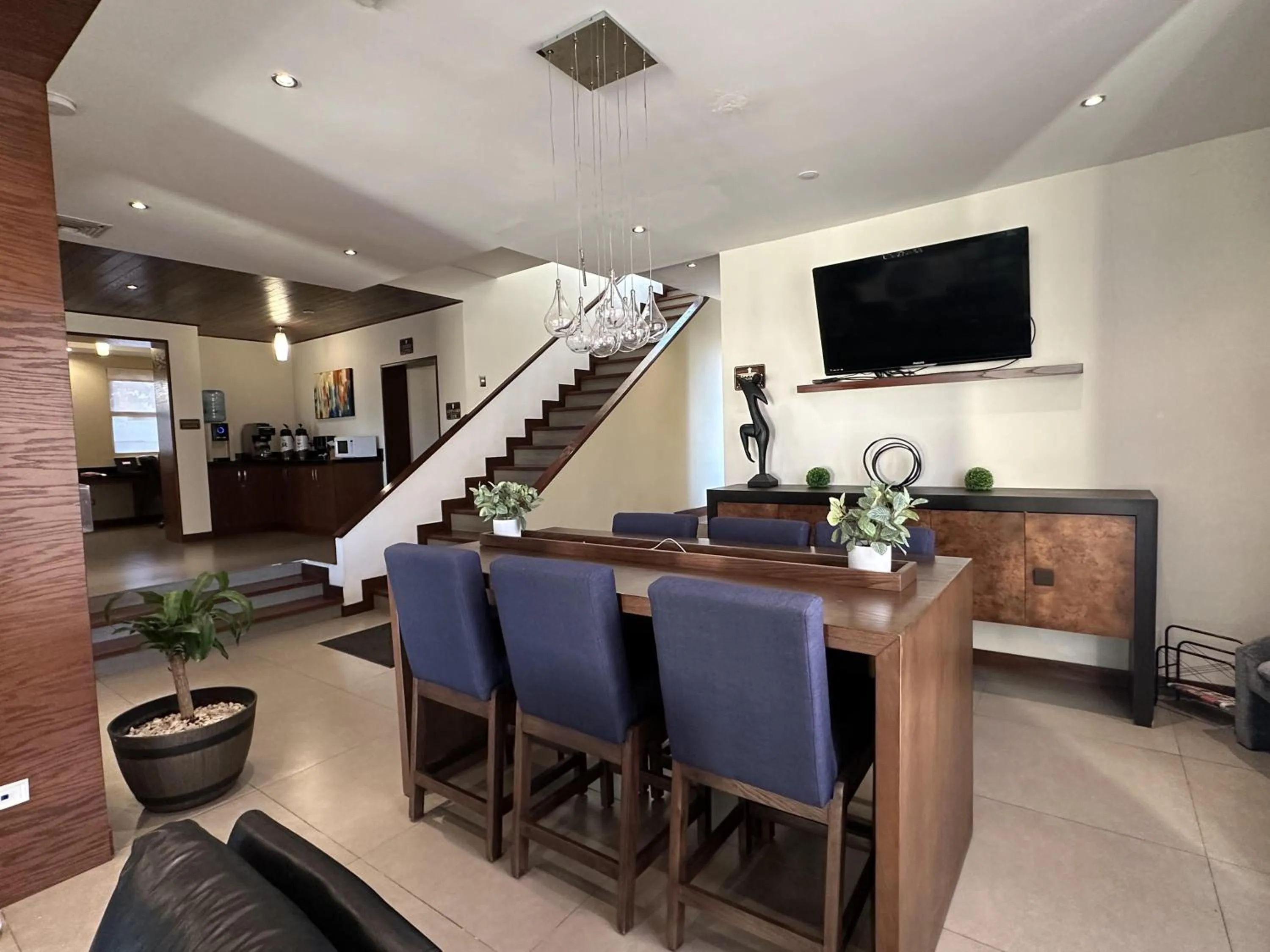 Lobby or reception in Best Western Cumbres Inn Cd. Cuauhtemoc