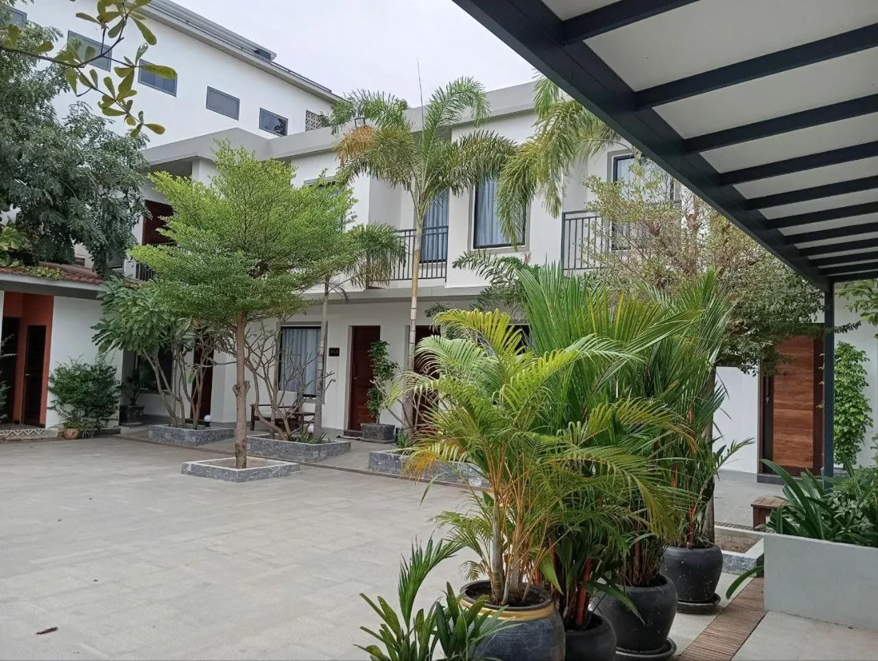 Property building in Apartment Green Amazon