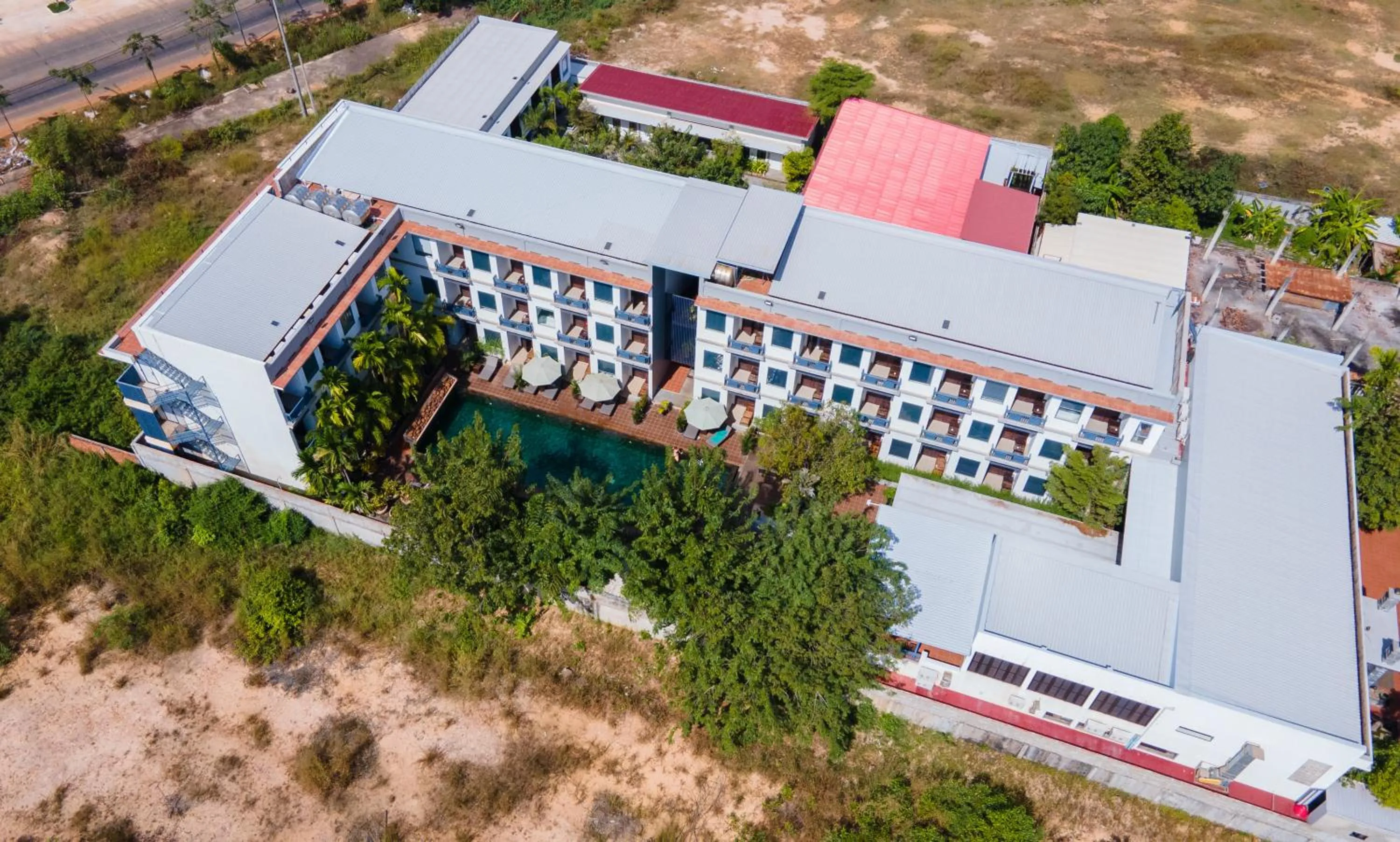 Property building in Apartment Green Amazon