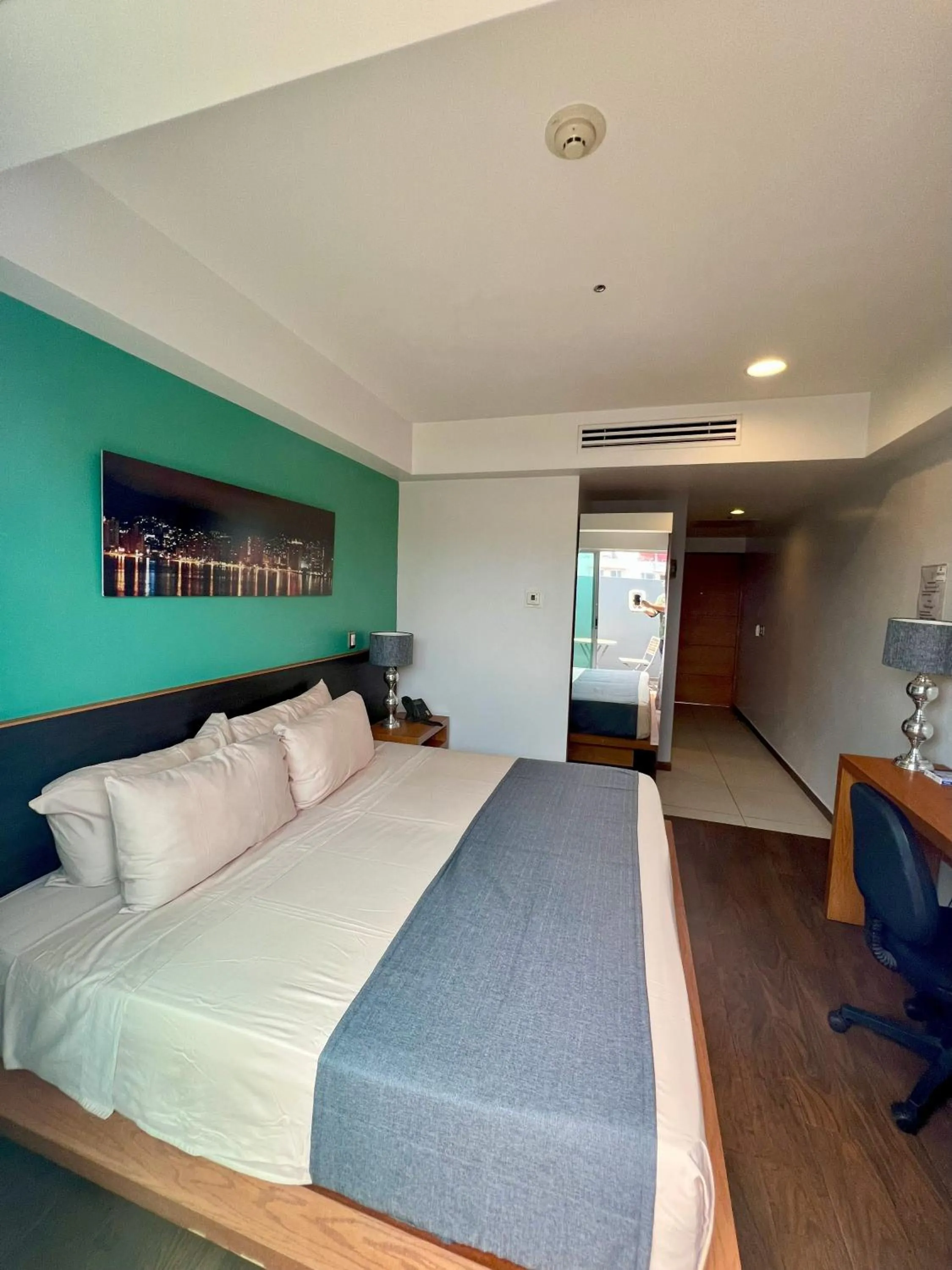 Bed in Concept Hotel - Centro Zamora