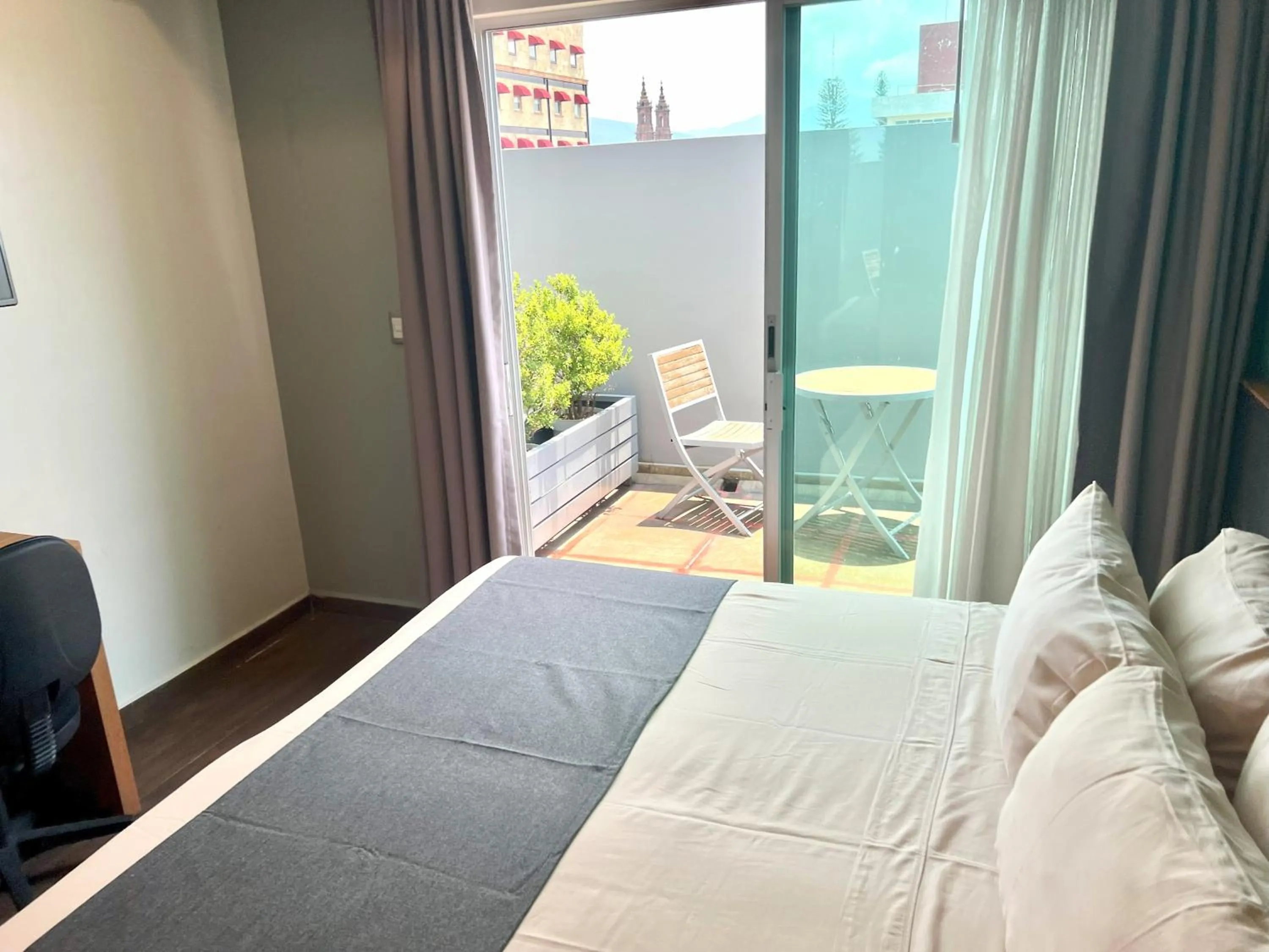 Bed in Concept Hotel - Centro Zamora