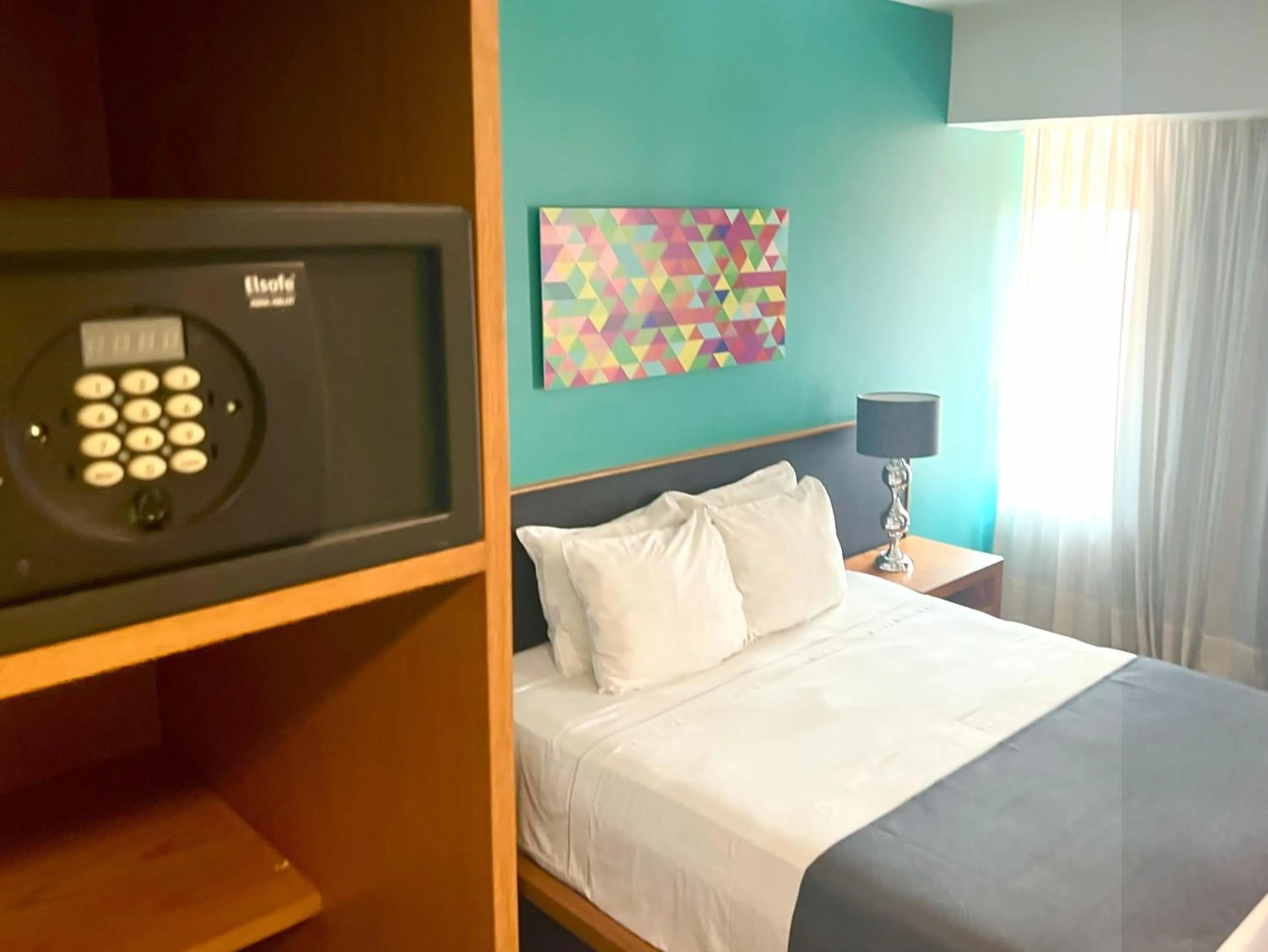 Bed in Concept Hotel - Centro Zamora
