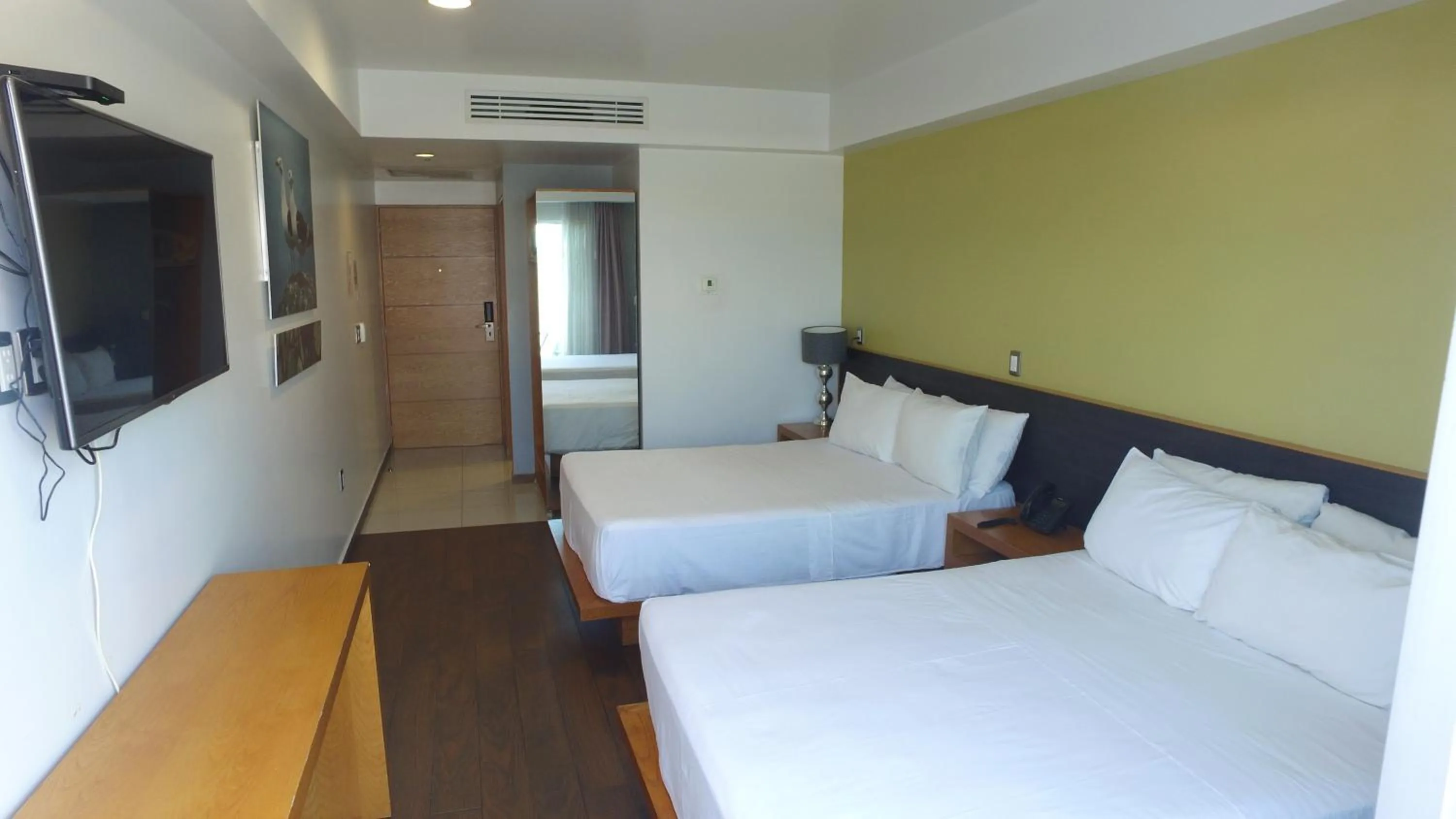 Bed in Concept Hotel - Centro Zamora