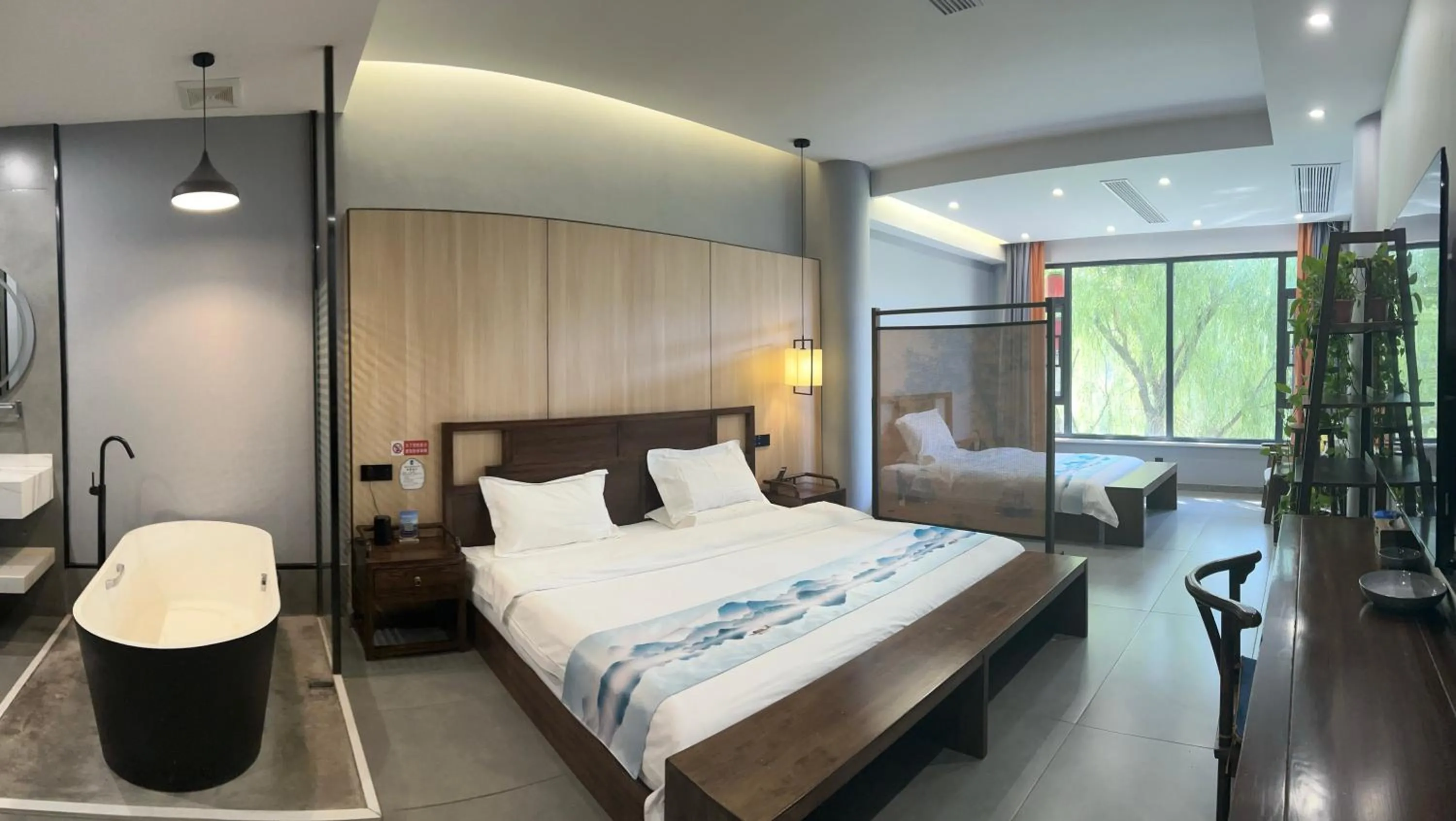 Deluxe Family Room in Qichi Waterfront B&B Hotel