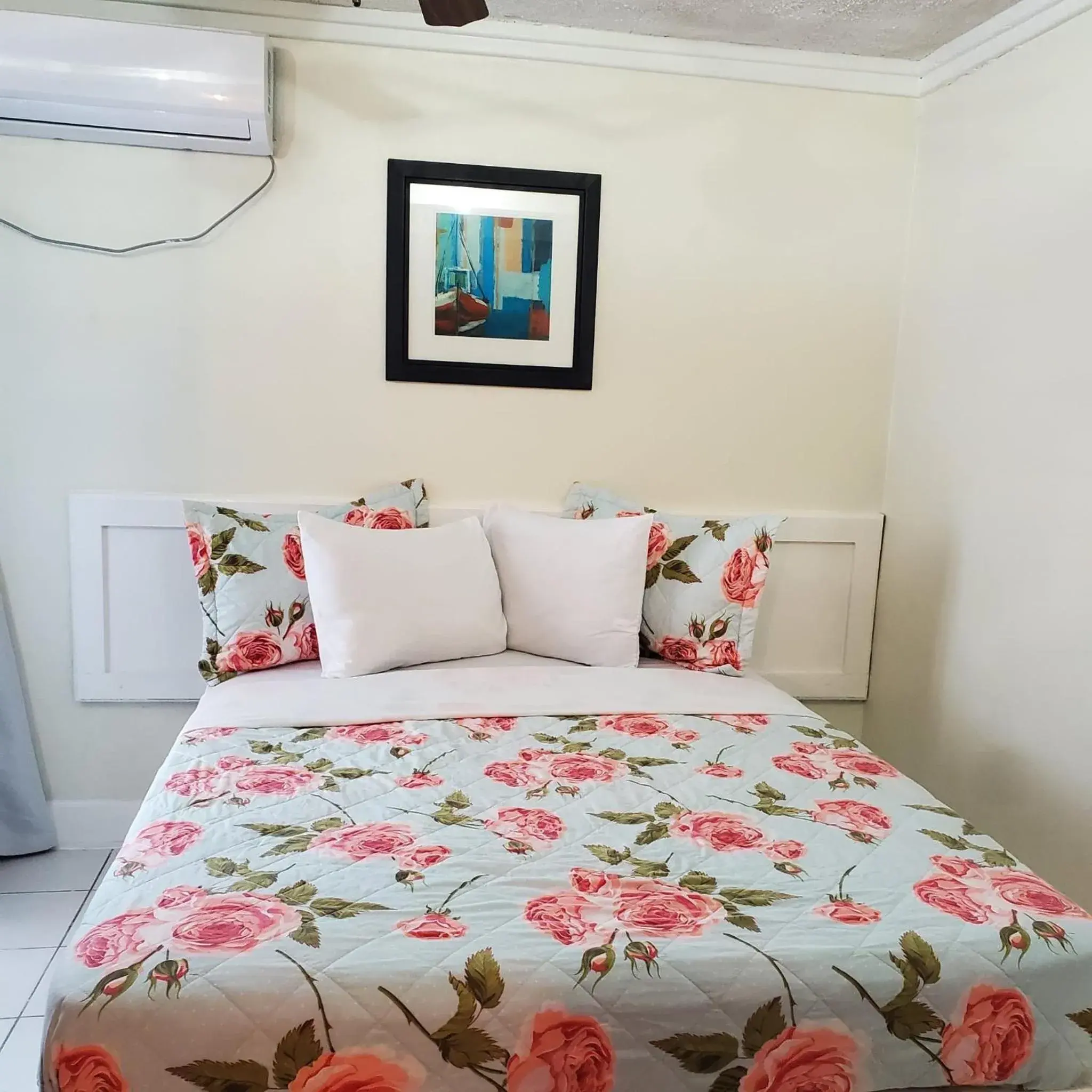 Queen Room in The Island Garden Hotel Queen Room in The Island Garden Hotel
