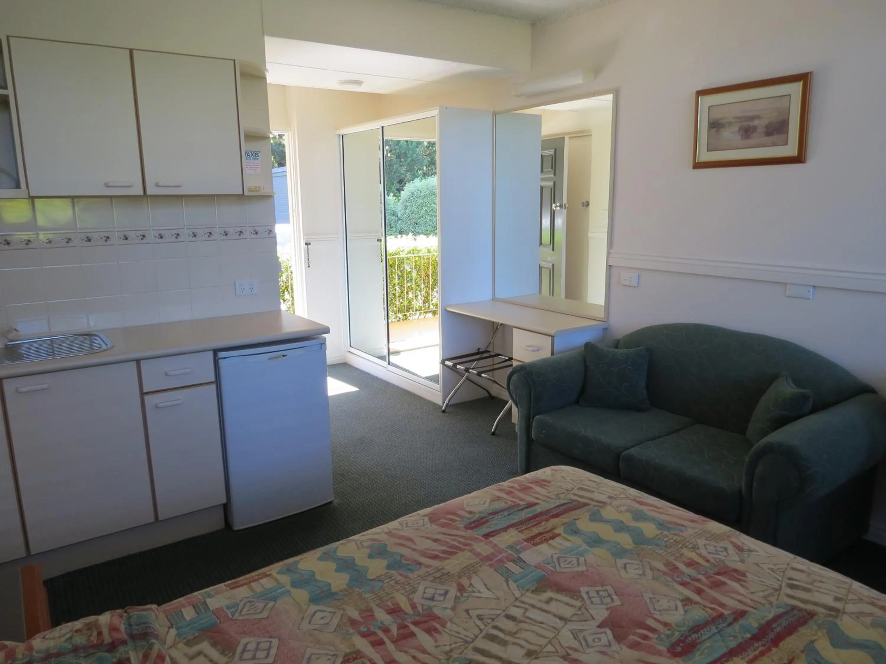 Day in Golfview Lodge