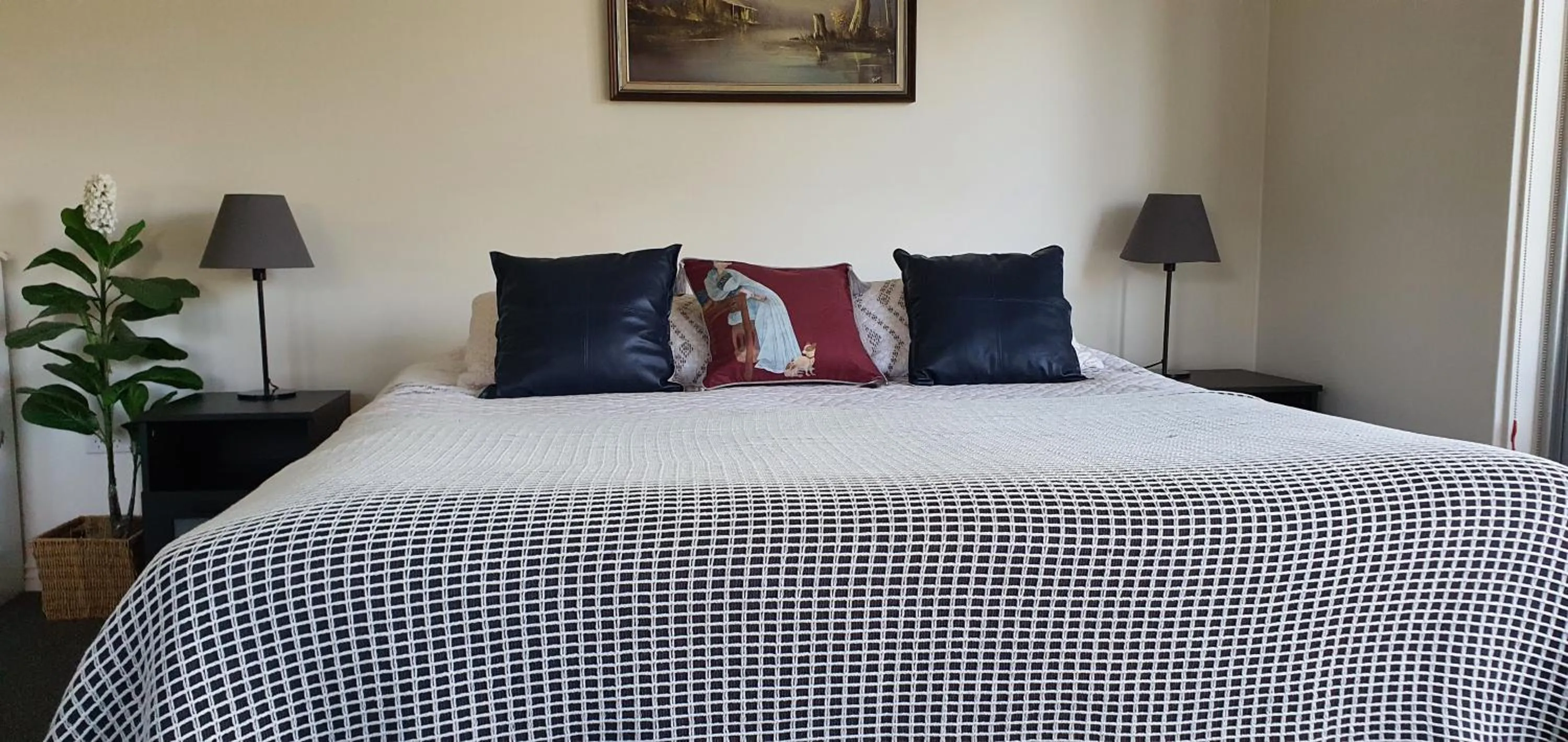 Bed in Golfview Lodge