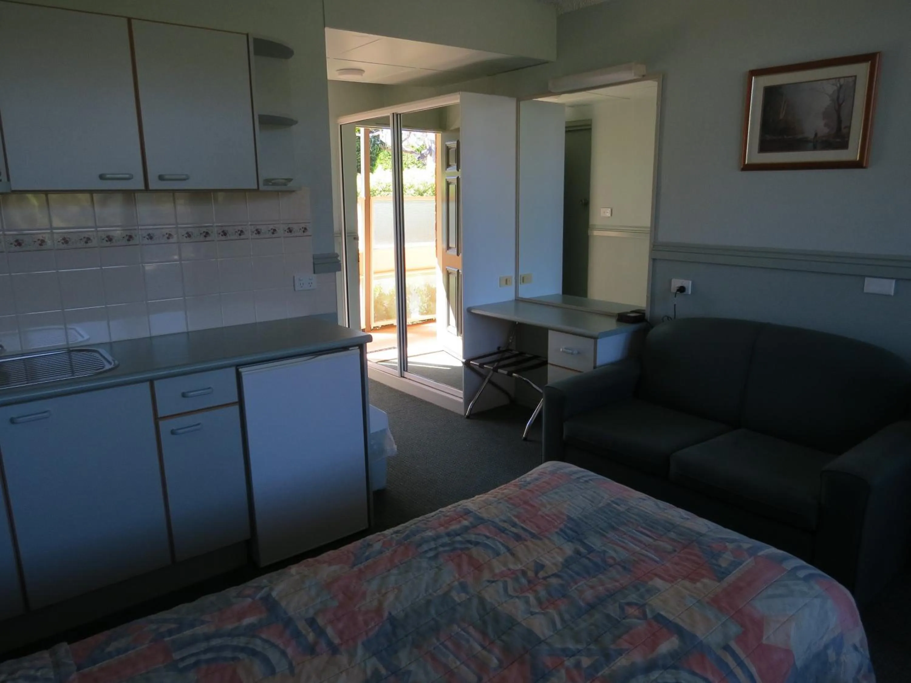 Day in Golfview Lodge