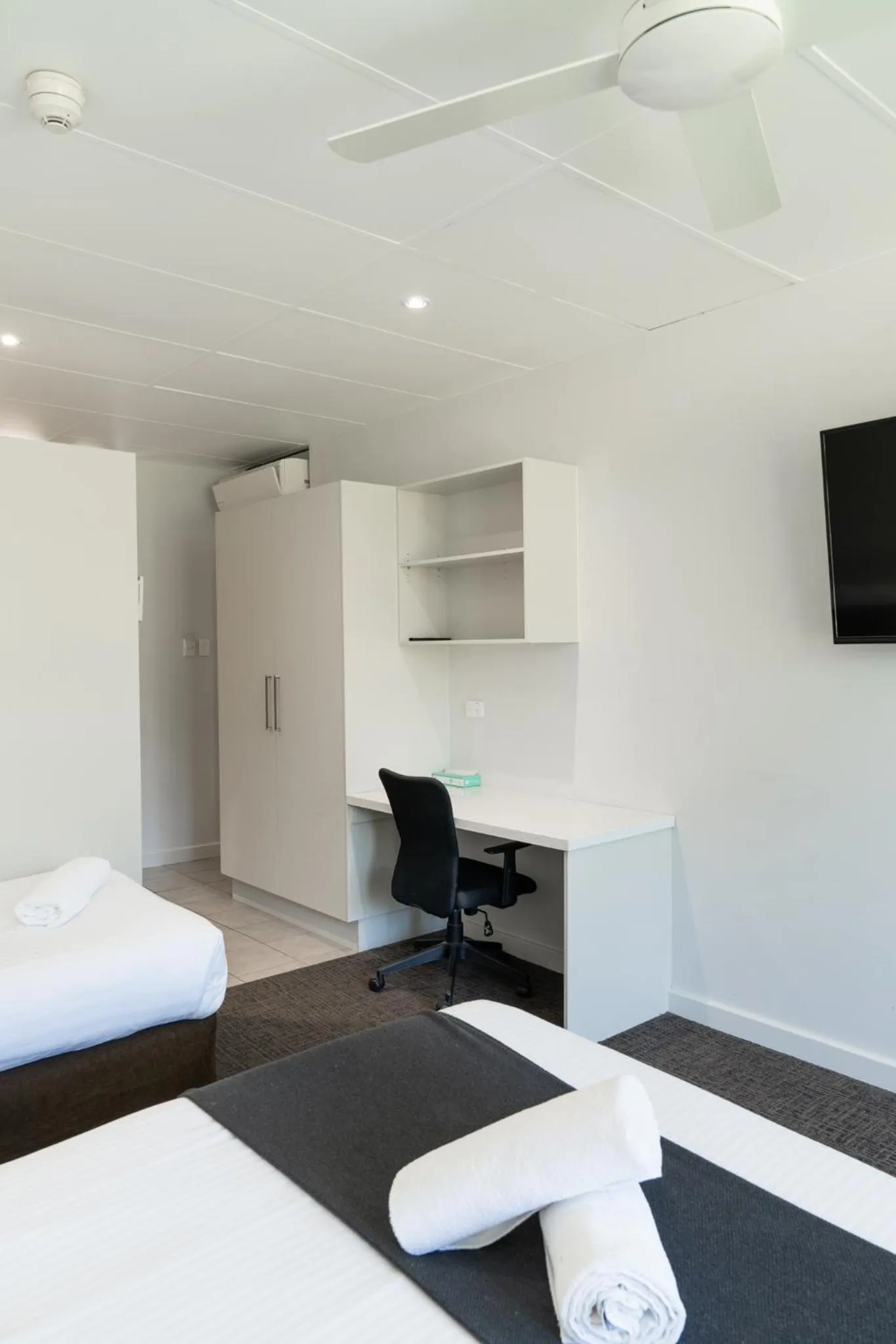 Bed in Naracoorte Hotel Motel