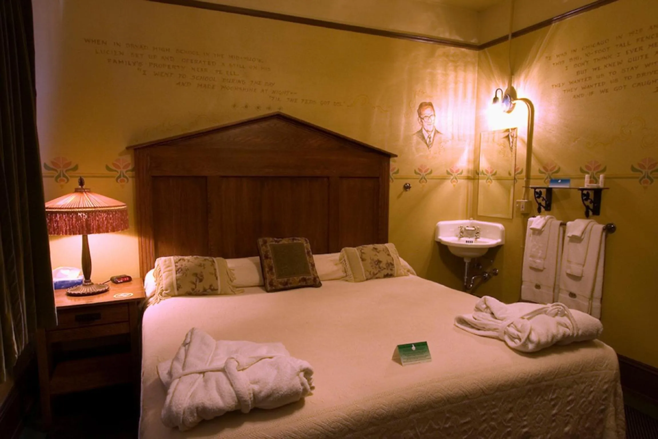 Bed in McMenamins Olympic Club