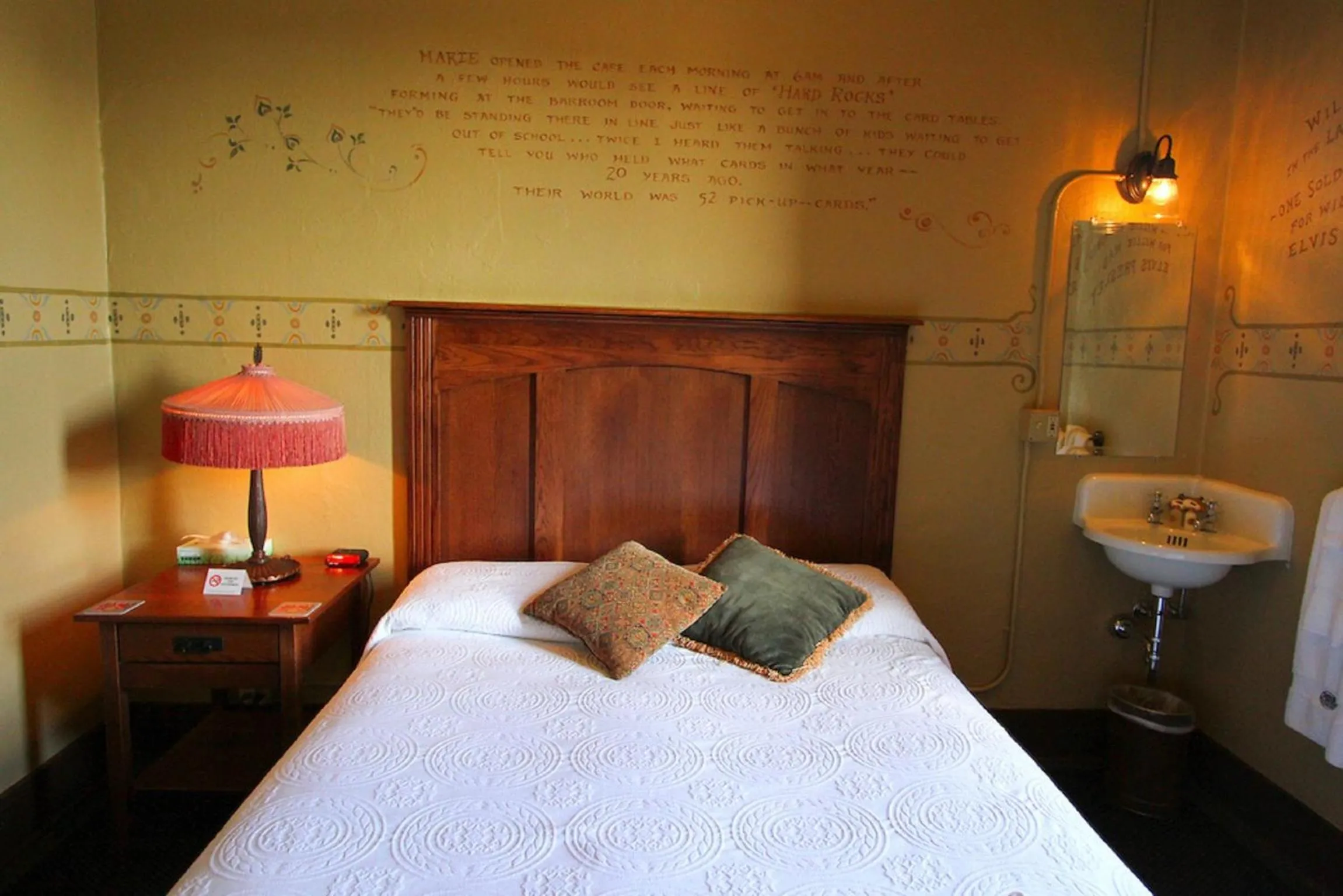 Bed in McMenamins Olympic Club