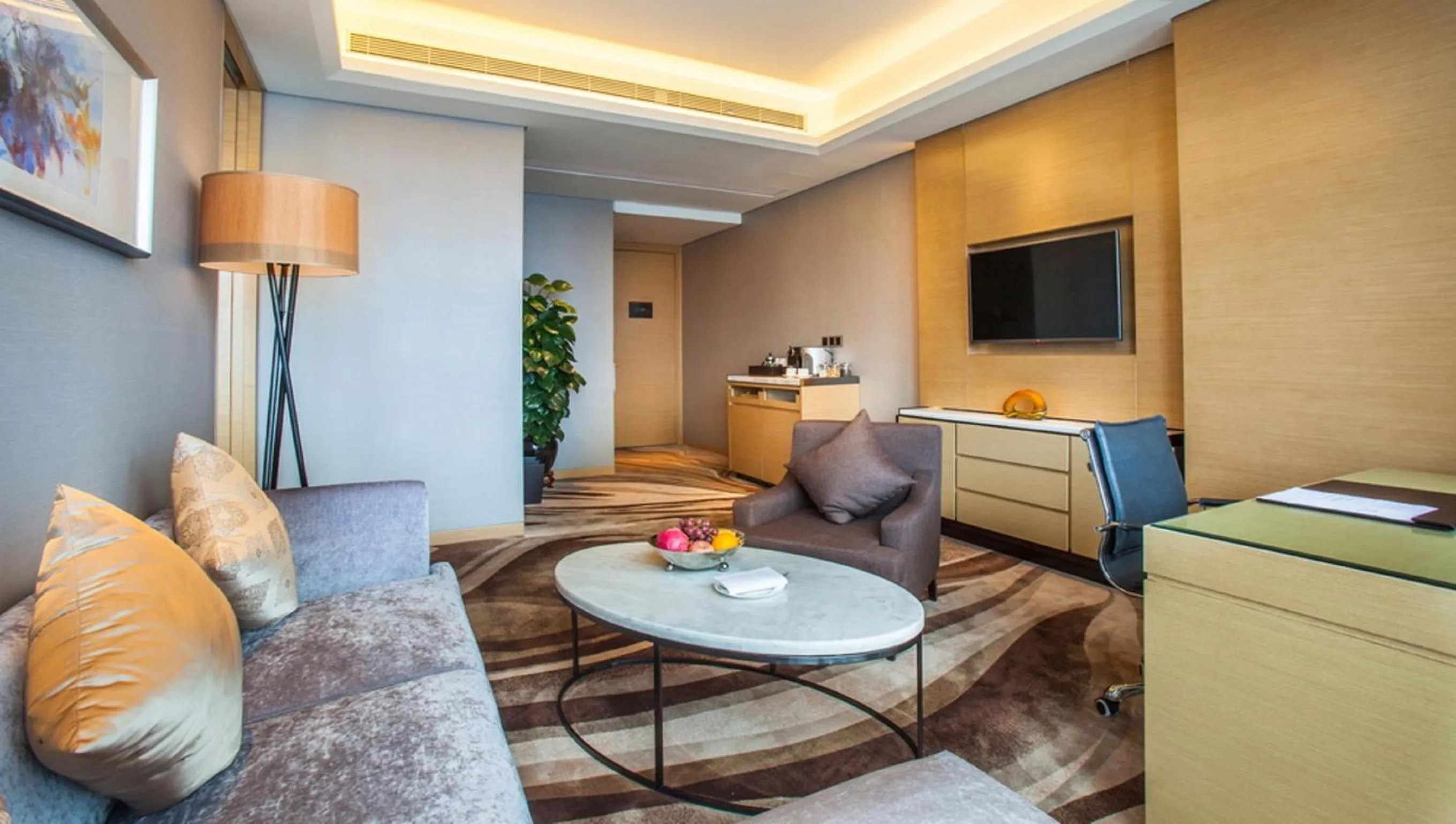 Living room in Shenzhen Futian Wyndham Grand
