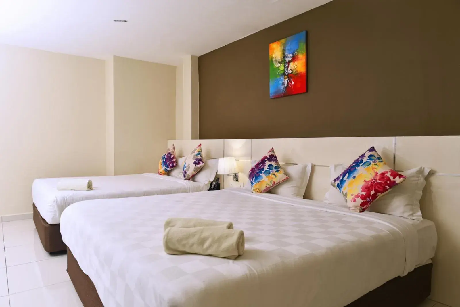 Bed in Hotel Mornington Bukit Permata Lumut